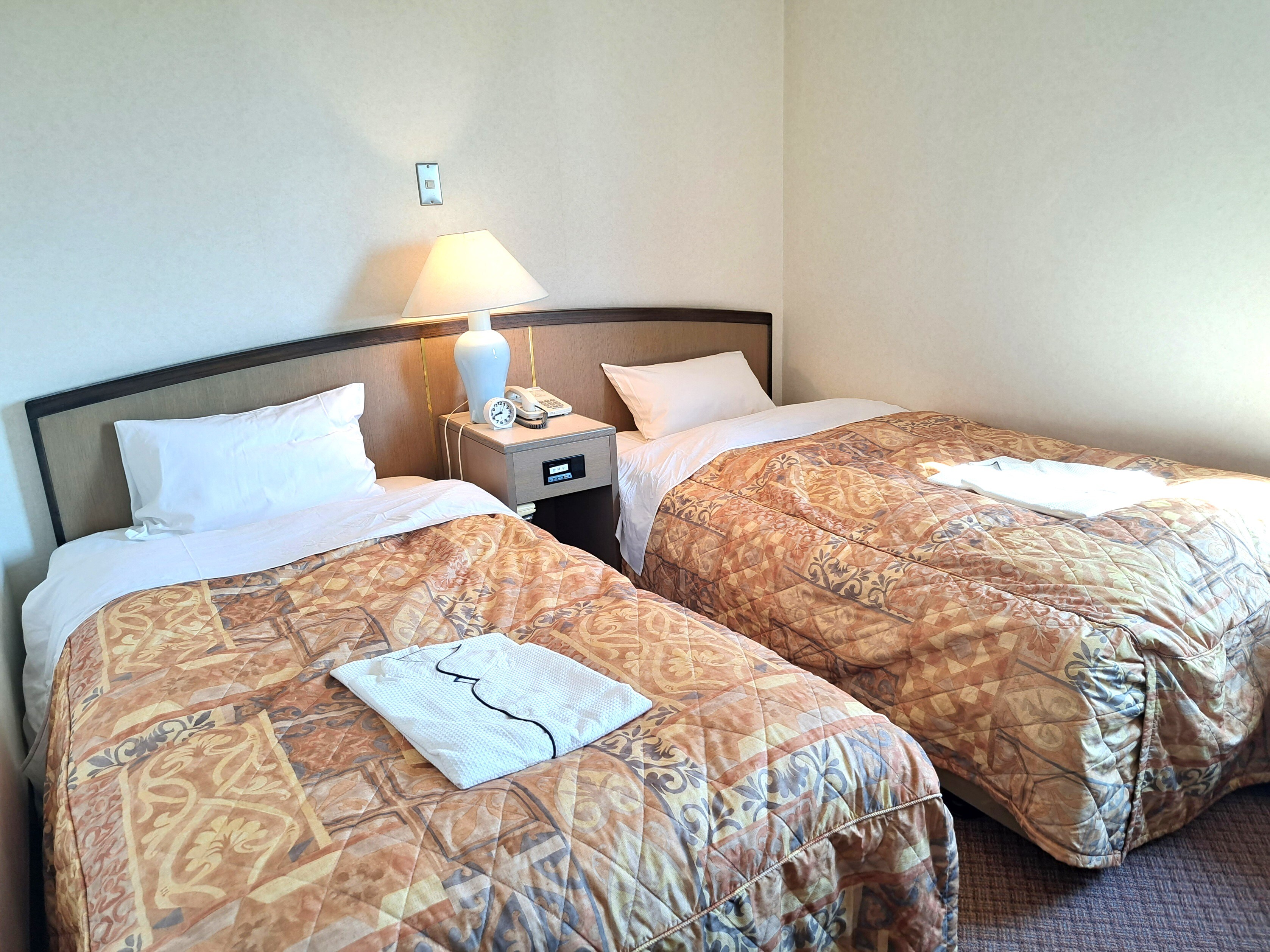 Smoking Twin Room