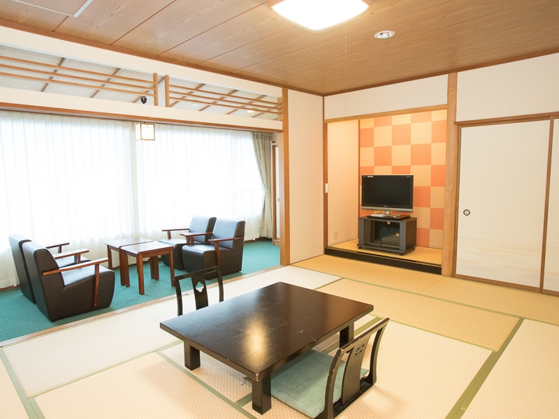 An example of a 12 tatami Japanese-style room