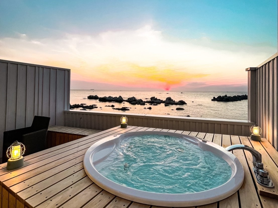 [Surf] ■The collaboration of Echizen Coast and the sunset is truly spectacular.