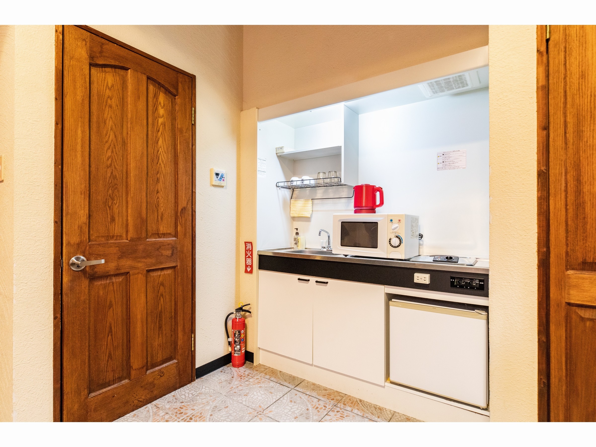 Standard room with mini kitchen