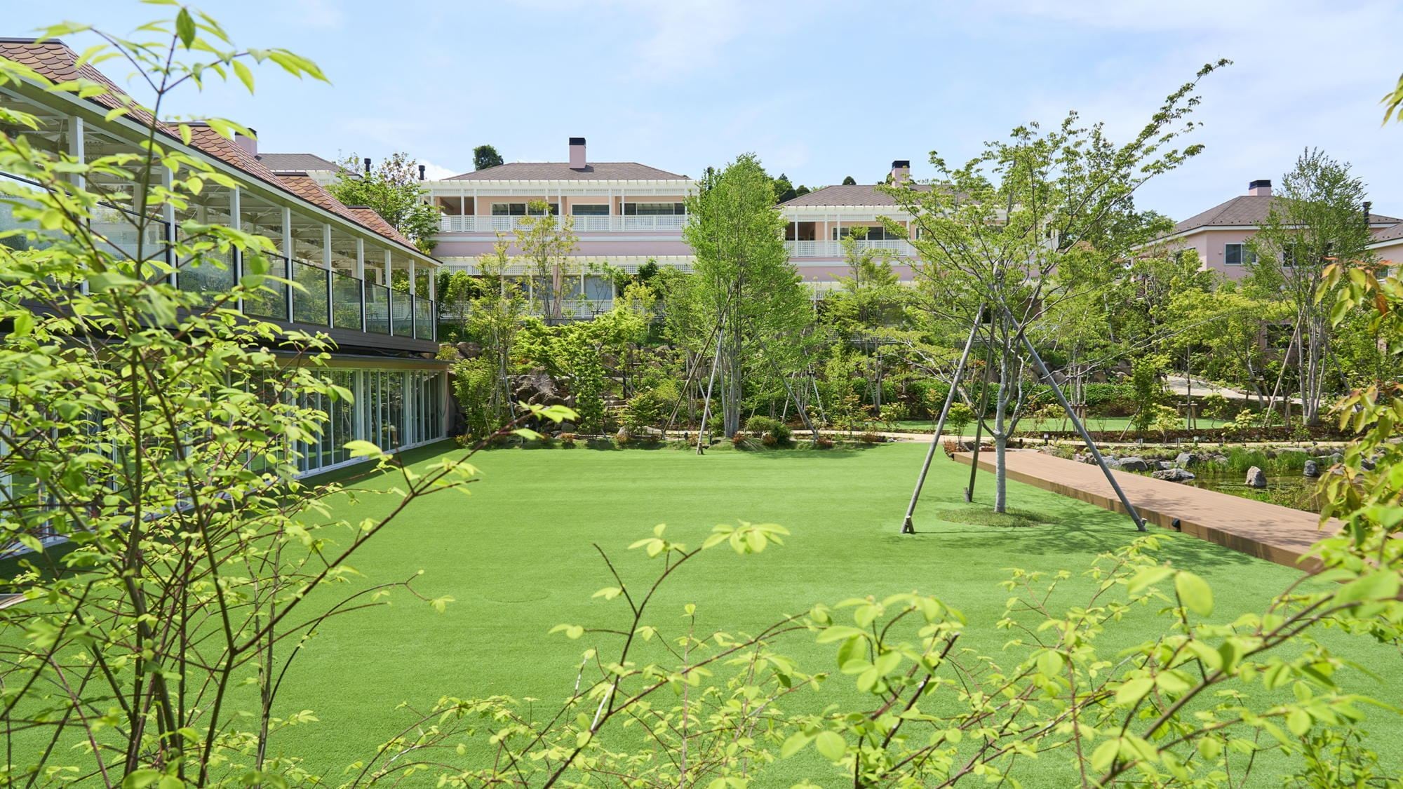 An experience that allows you to become immersed in nature.