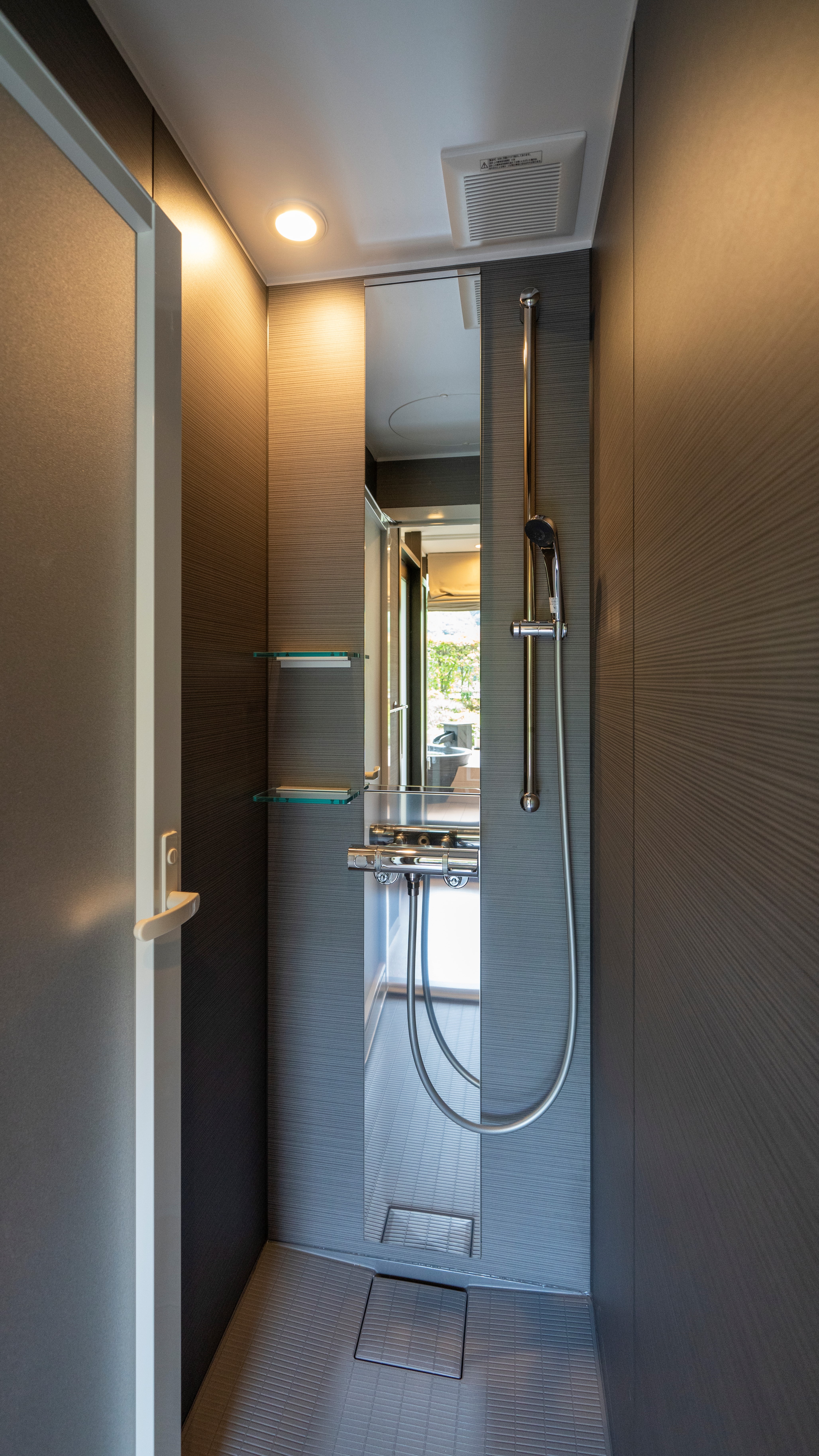 Hitenkan [Room with TW + open-air bath] Shower booth