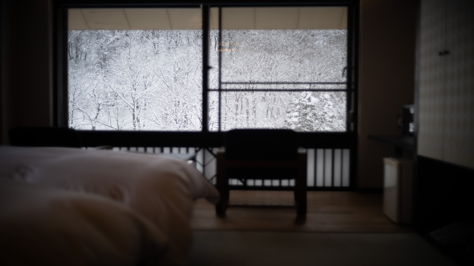 ※【轉角房 日式雙床房】 雪花紛紛揚揚的季節。享受與常春藤在一起的時光。
