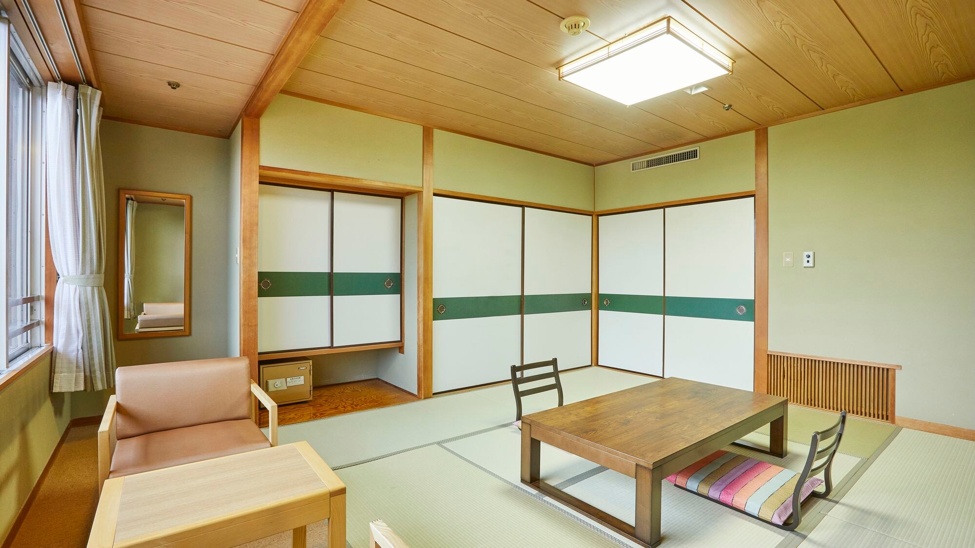 【일본식 방 8 다다미】