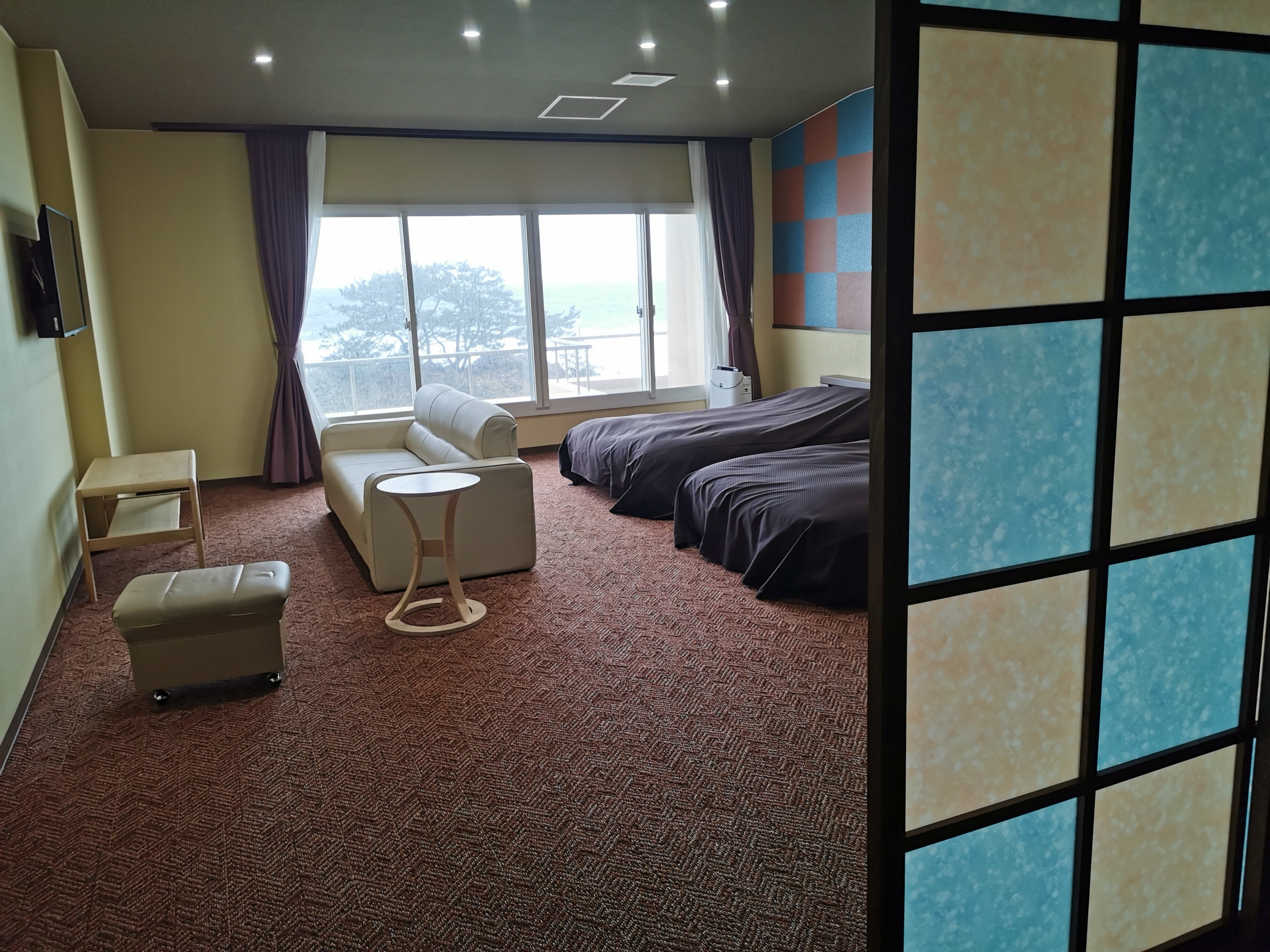 Western-style room #402