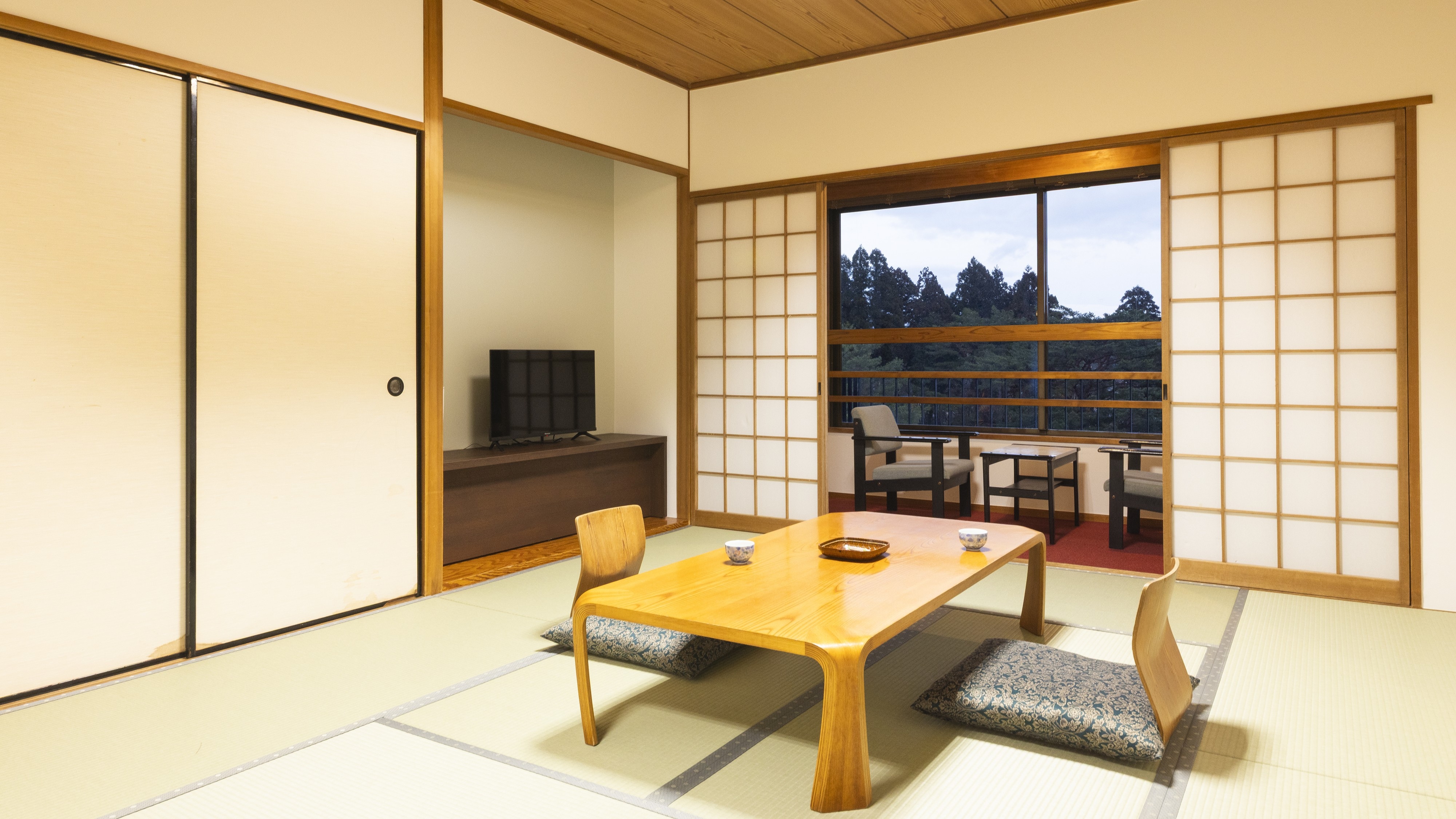 Phòng kiểu Nhật ở tầng trên cùng (12 chiếu tatami)