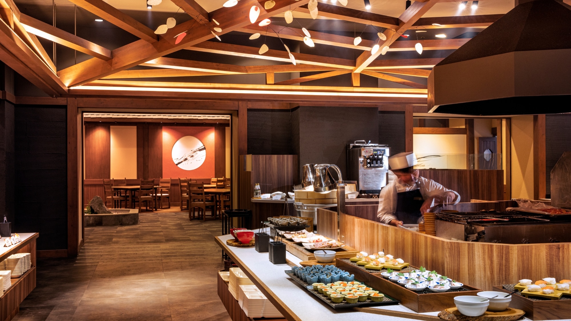 [Mountain Restaurant Chaya Early Autumn Leaves] Enjoy your meal in a calm atmosphere