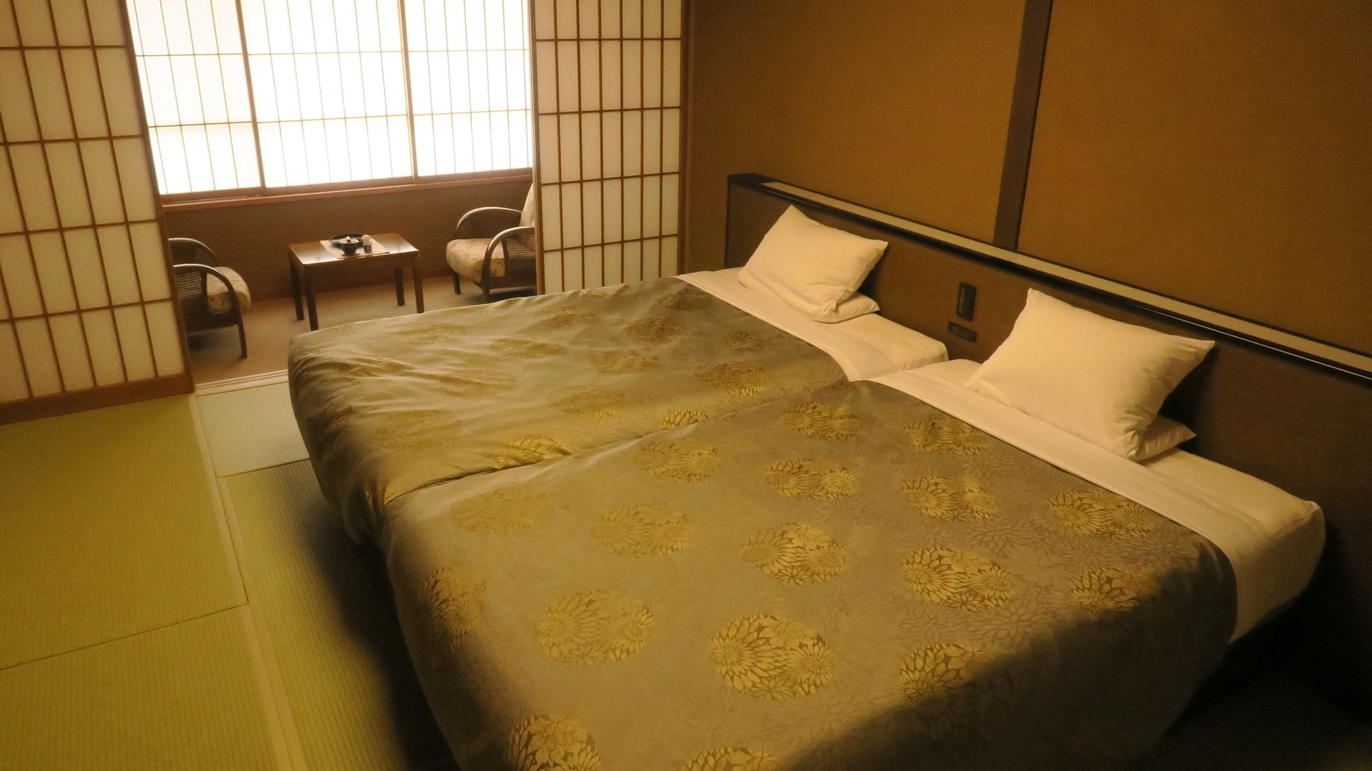  【니시칸】표준 일본식 방 침대 타입