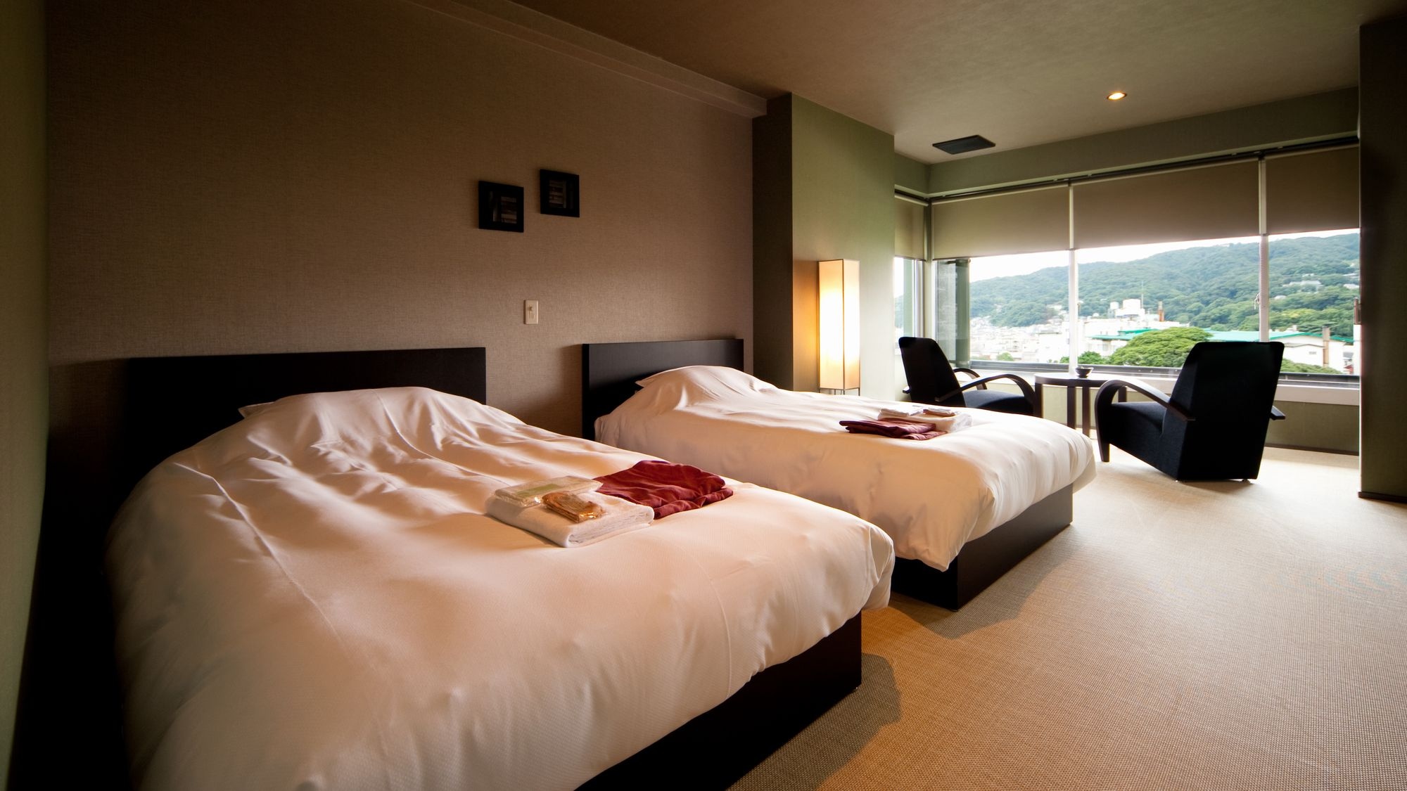 [Corner Twin Room] (34.9㎡, capacity 2 people)