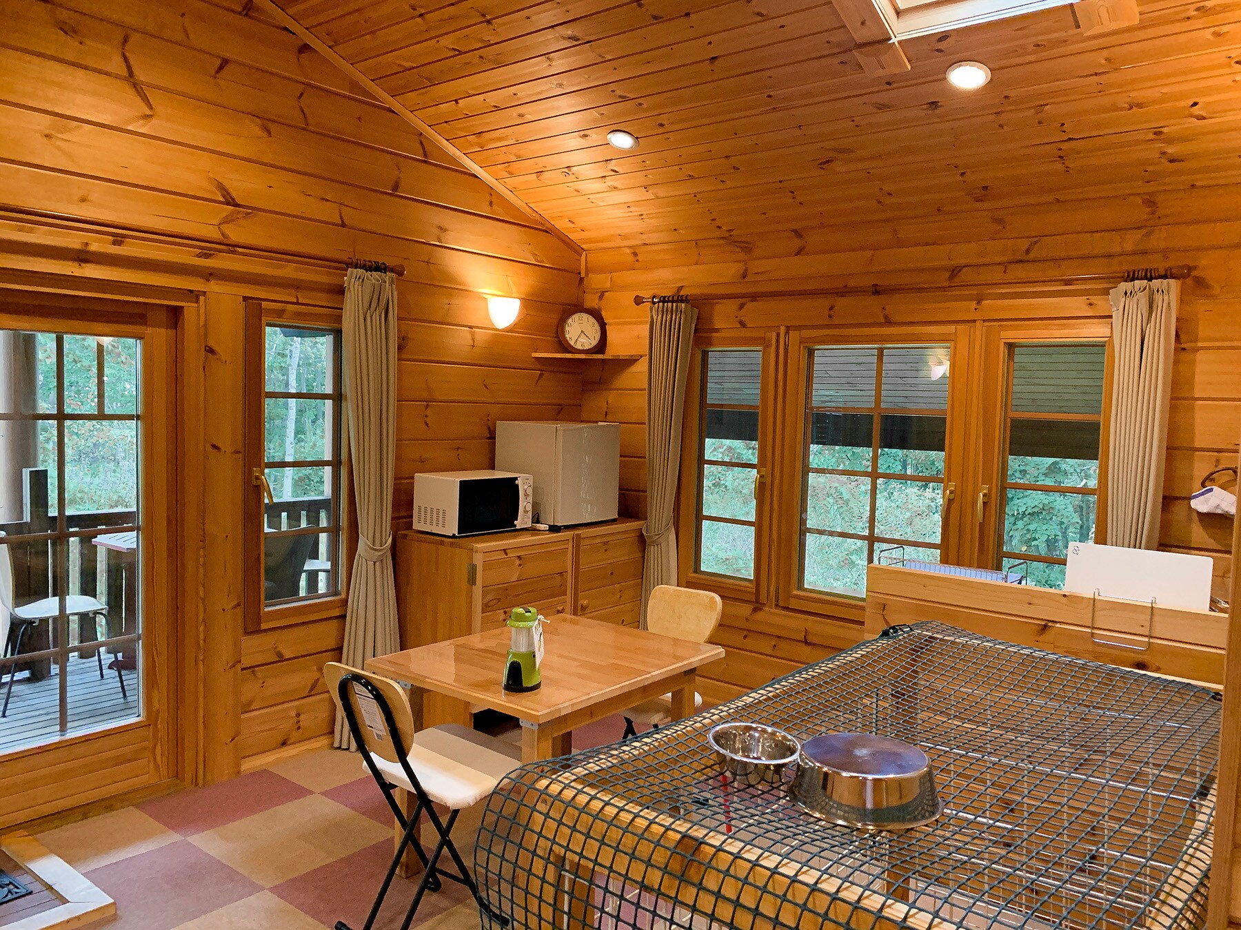 Cottage West_Interior_1800