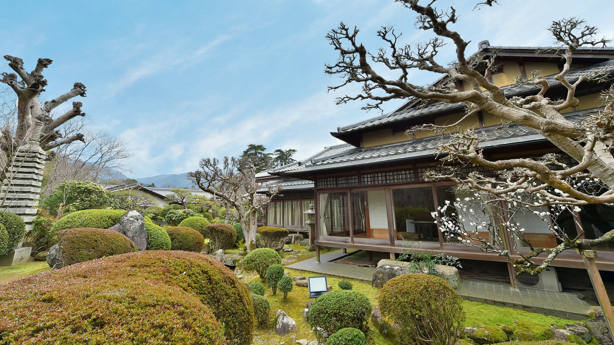 位於奈良公園的“KKR奈良三笠莊”