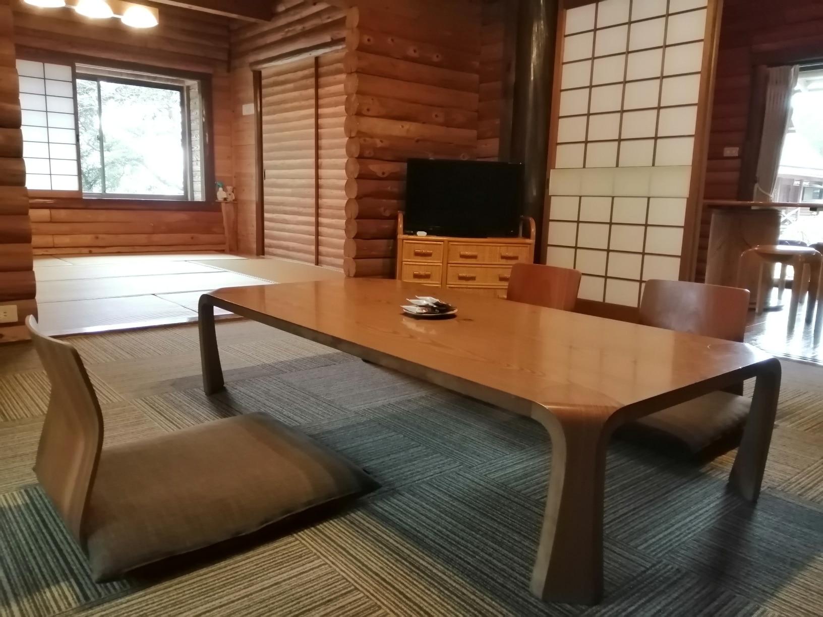 小木屋客厅示例