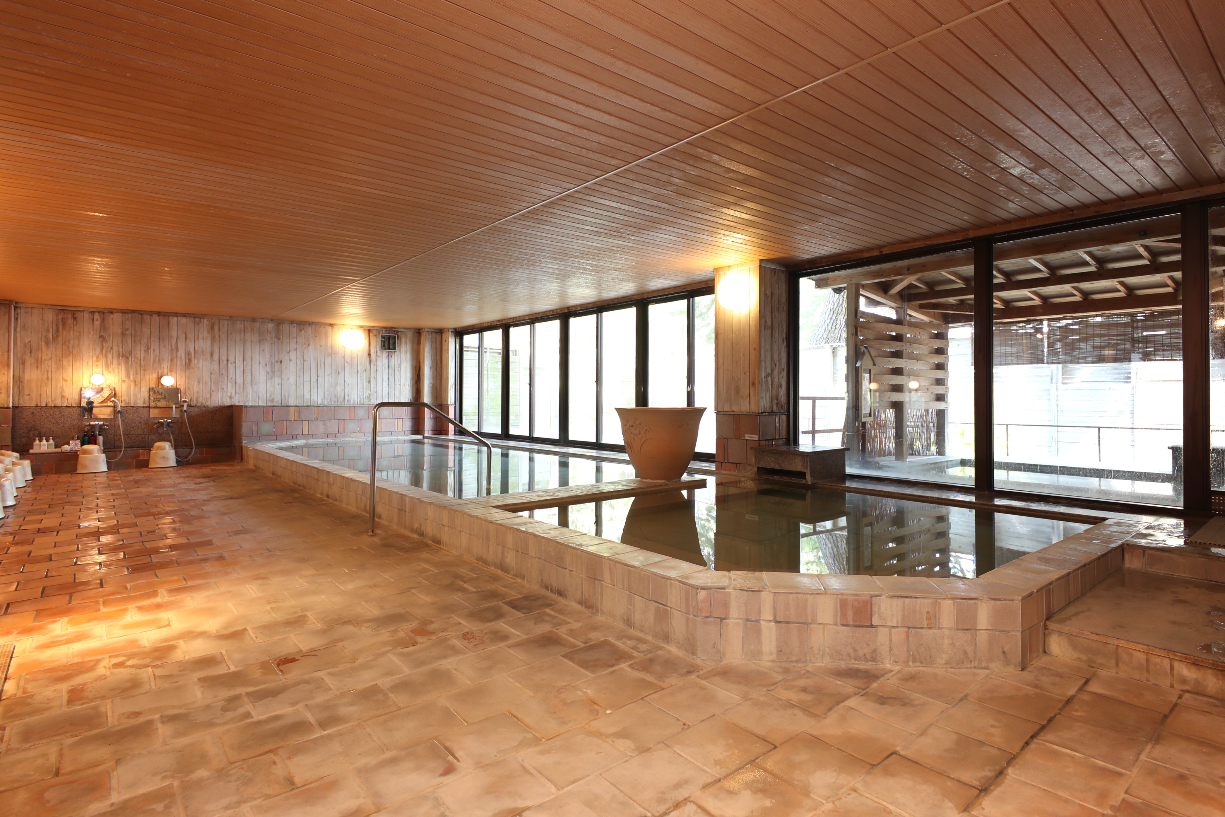 Women's bath