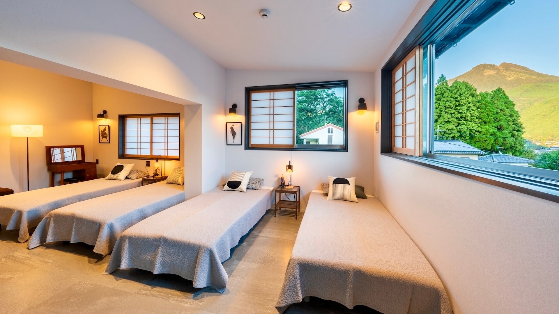 Room 7: Western-style room/Single x 4