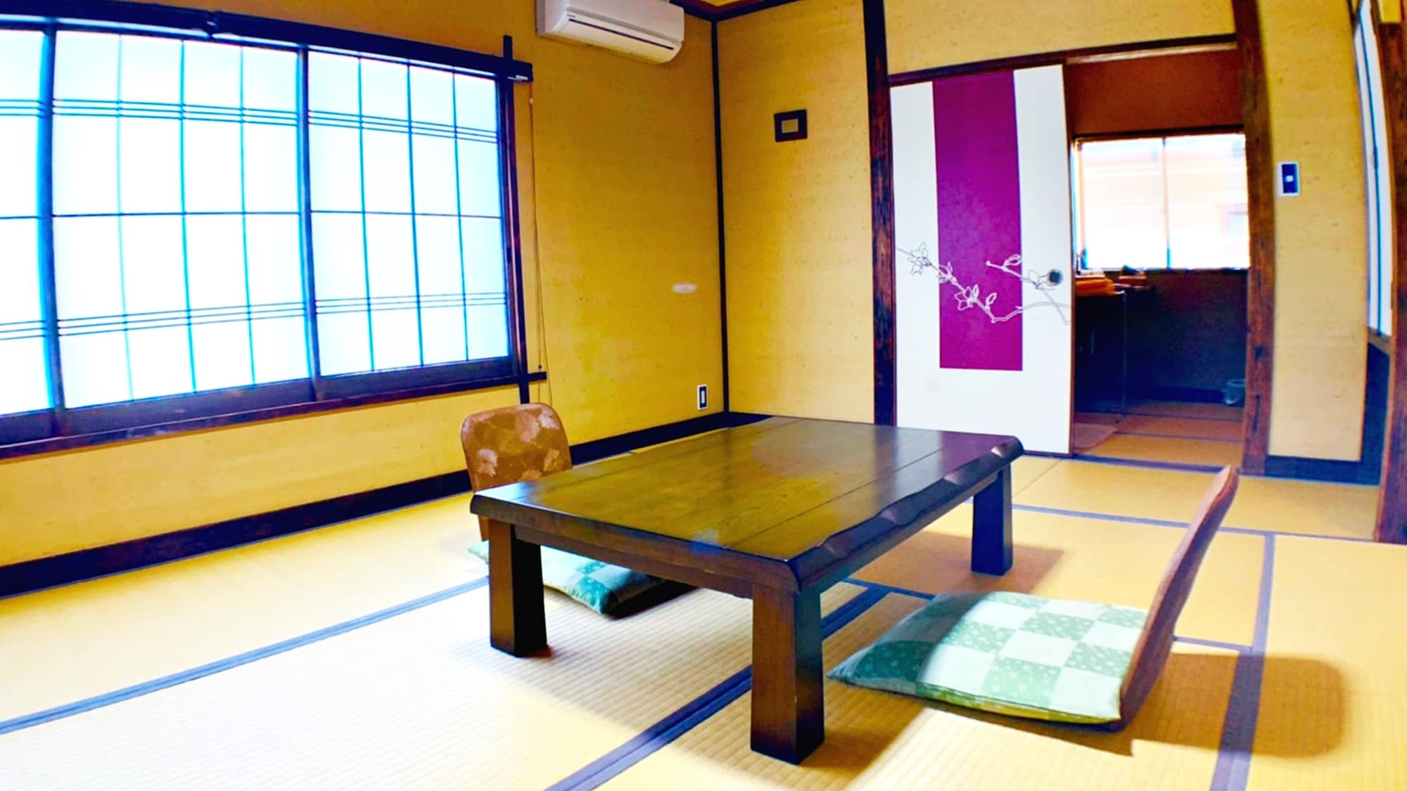 * Asahi (Japanese-style room 10 tatami mats)