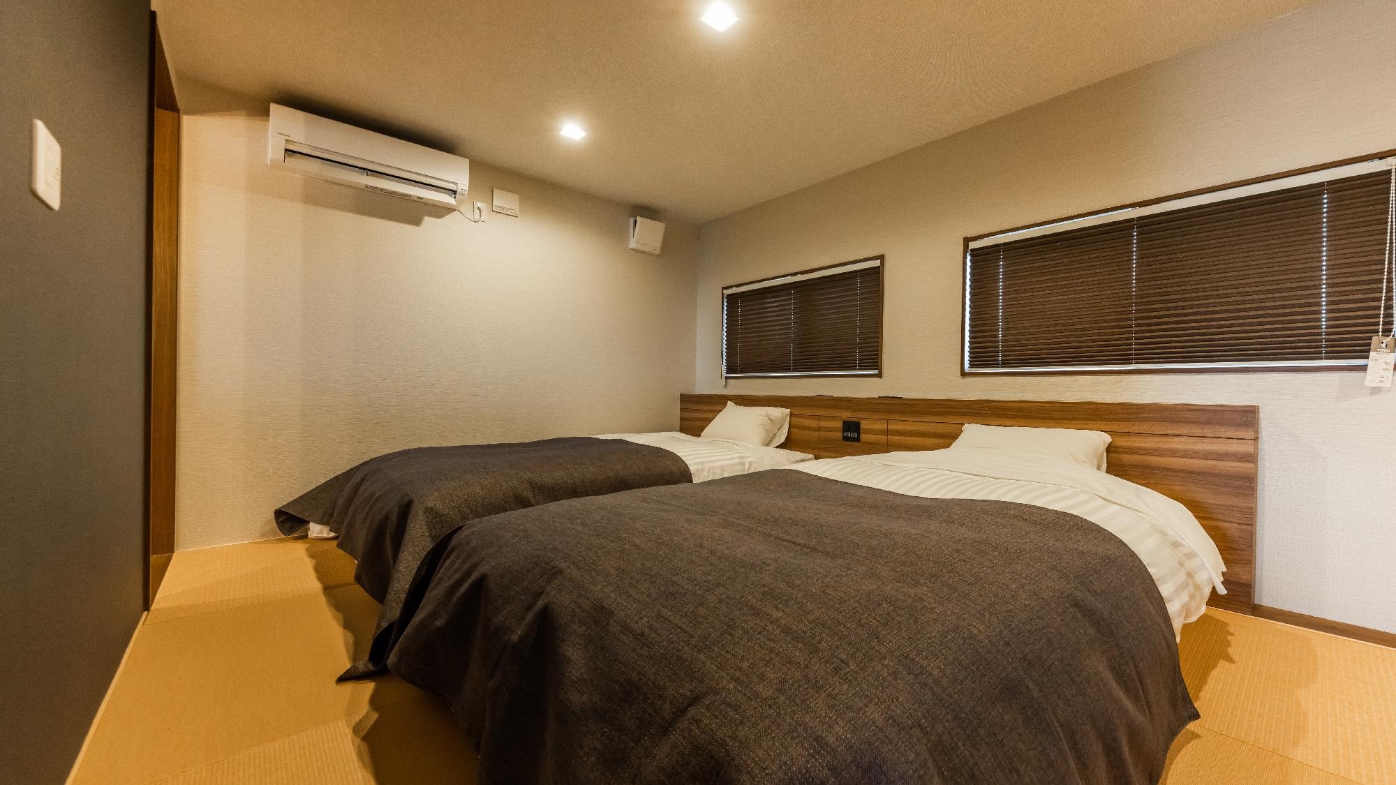 [MAUVE] Separate rental villa