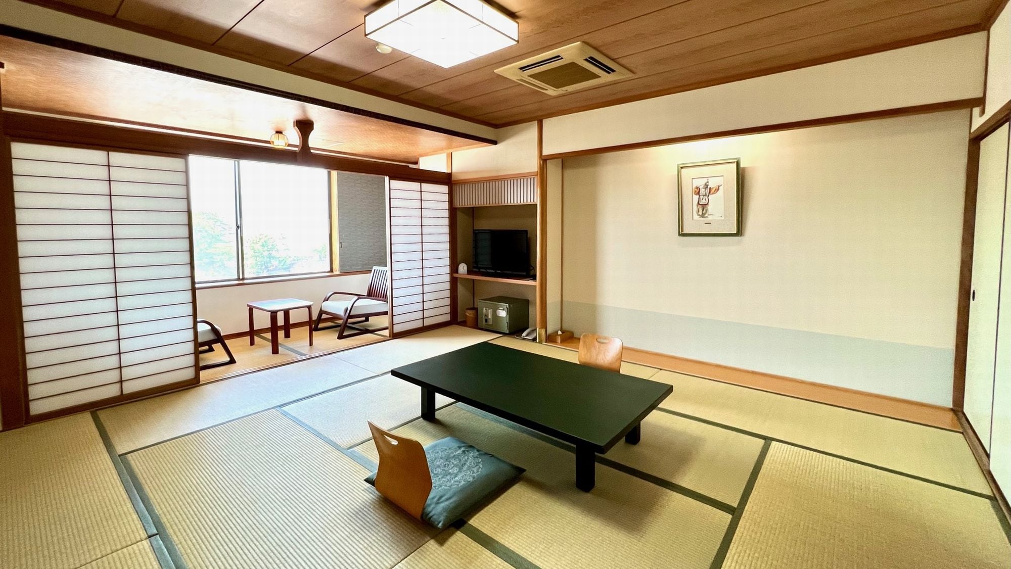 日式房間12.5榻榻米可容納6人日式房間