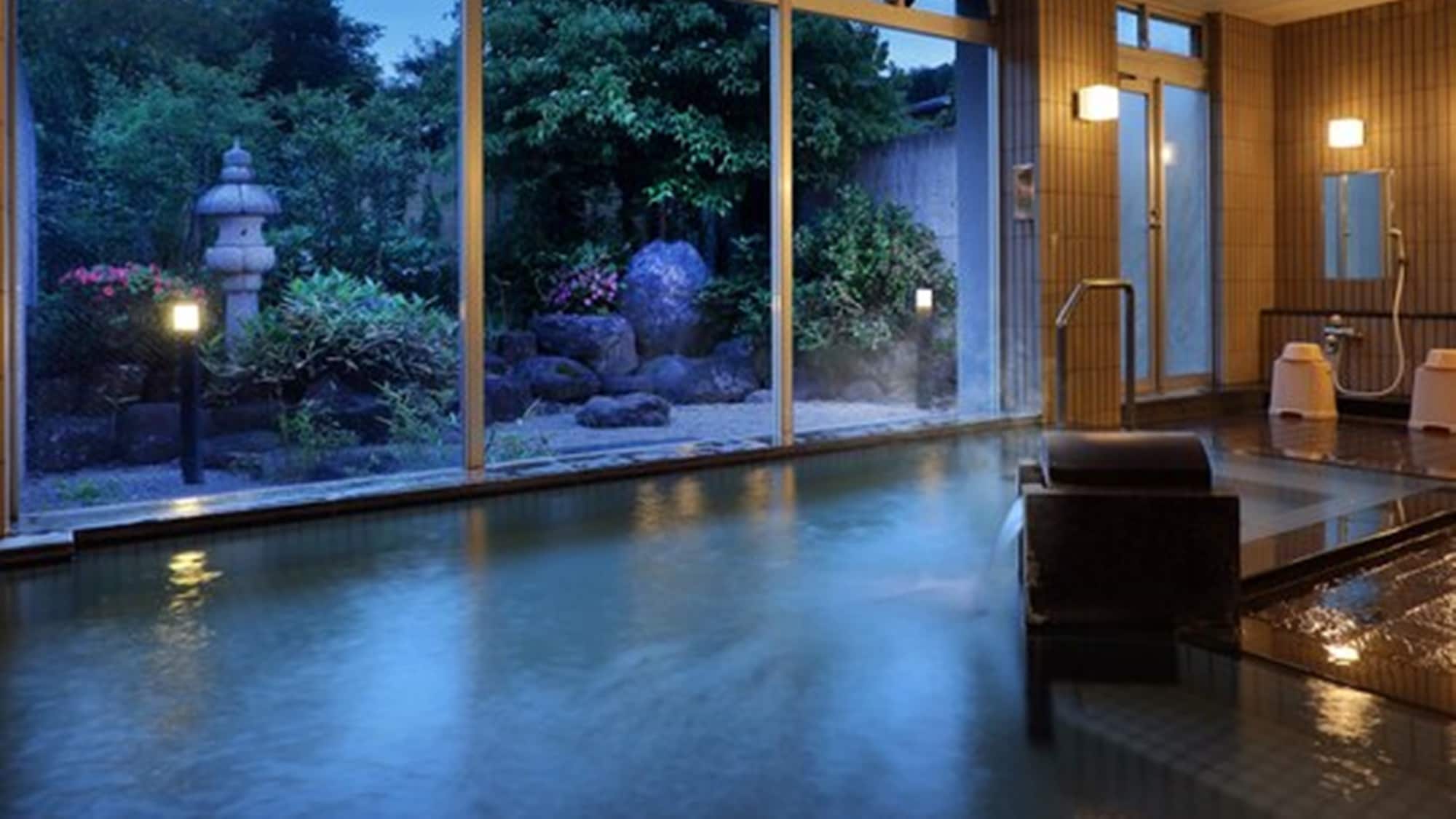 *The large bath at dusk