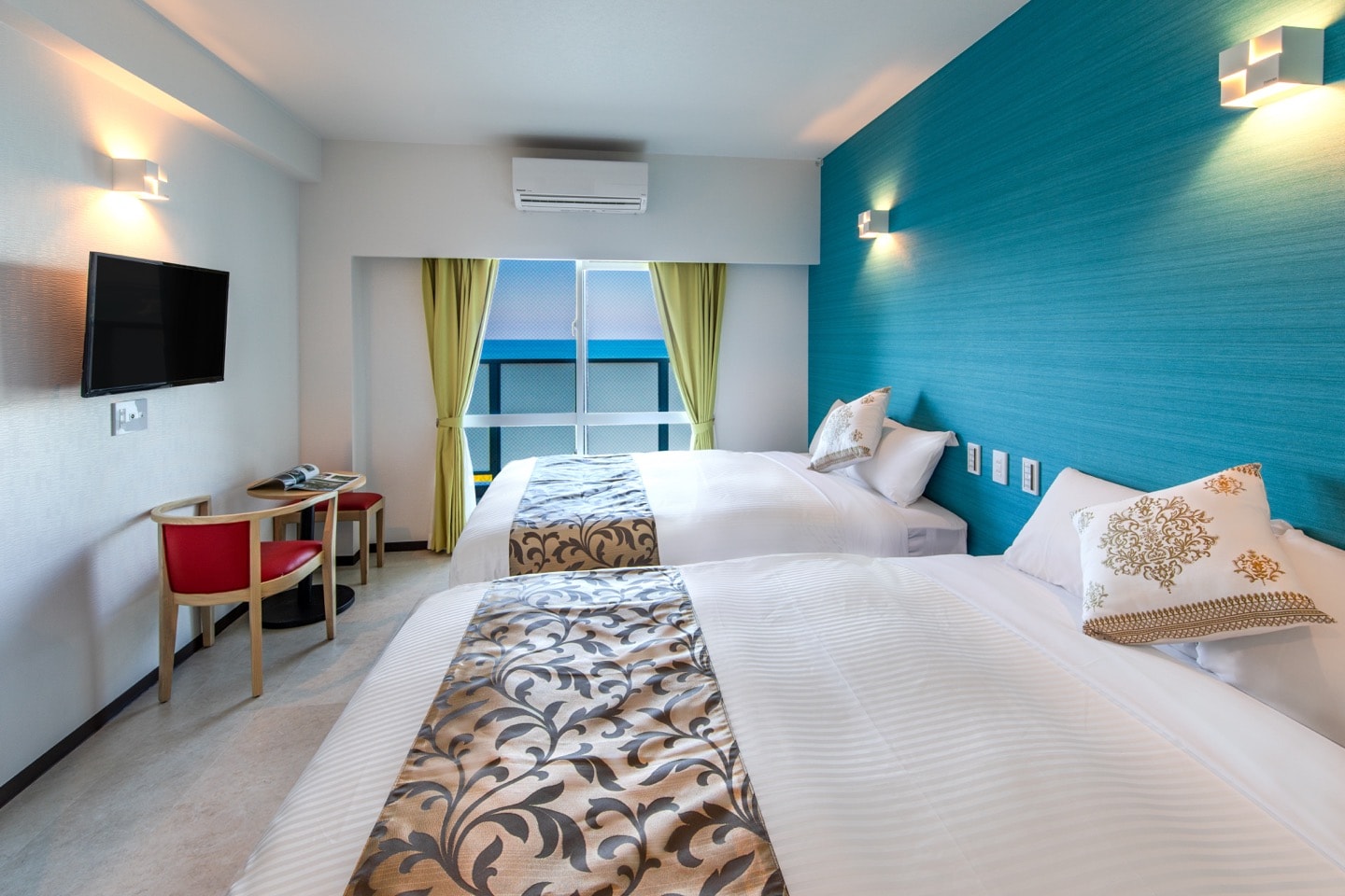 Twin room