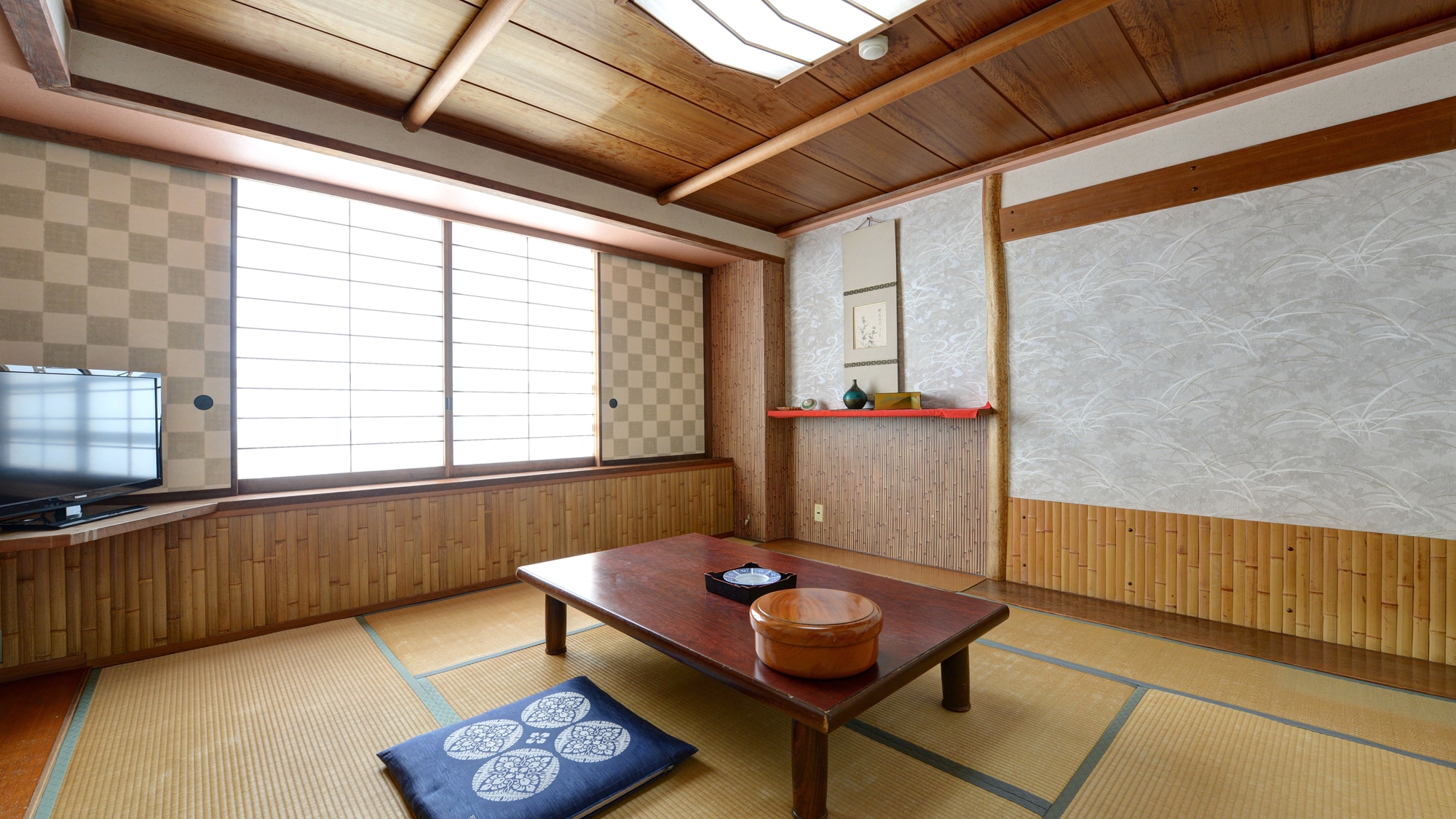 * [Example of guest room] Japanese-style room 10 tatami mats