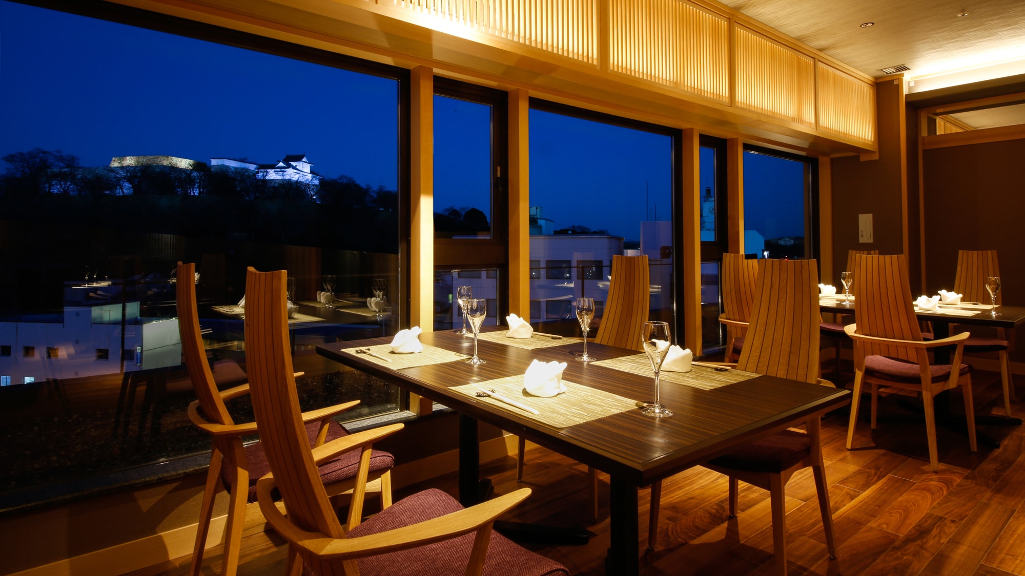 [Chef's Dining "Sakura"] (image)