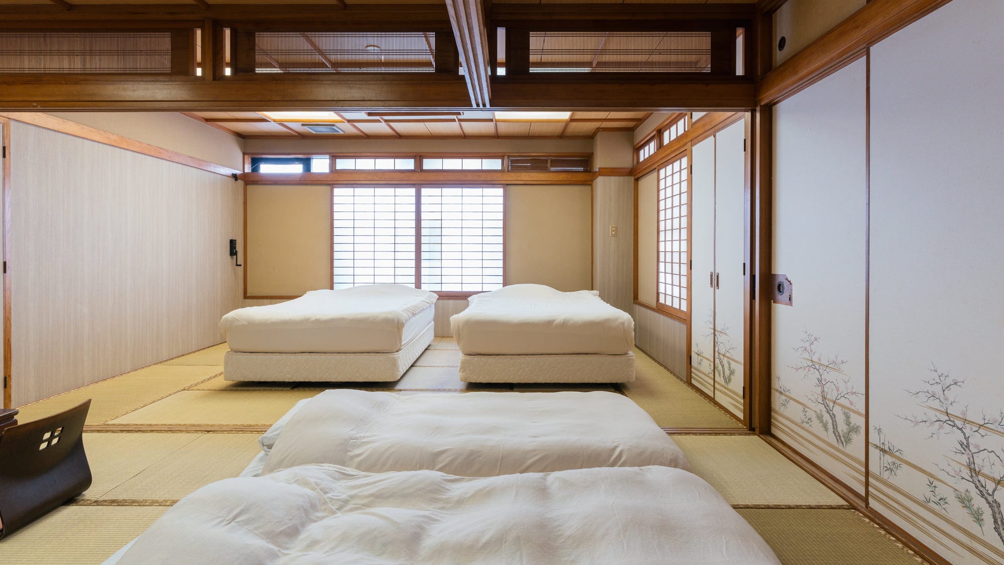 Japanese-style room