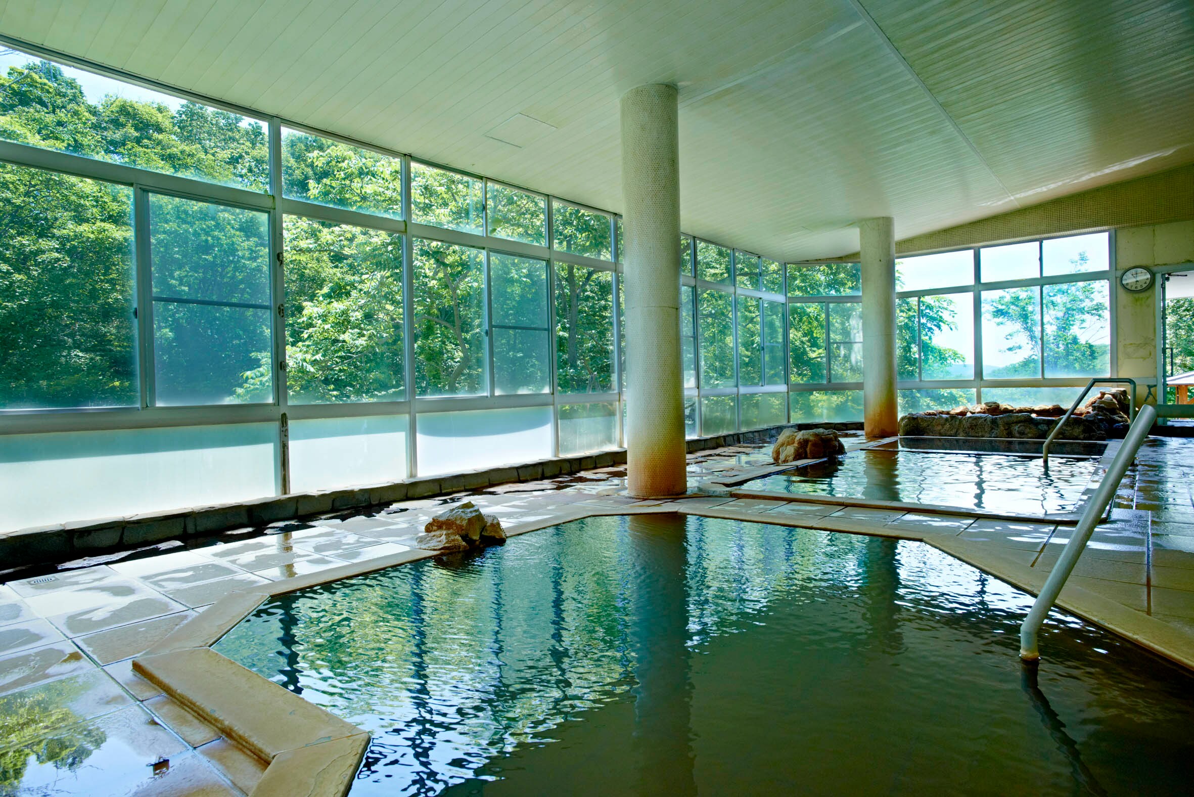 Women's bath indoor bath