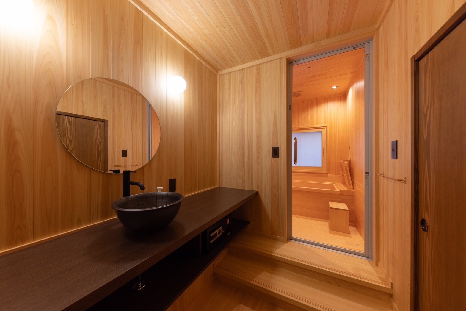 ห้องสามเตียง