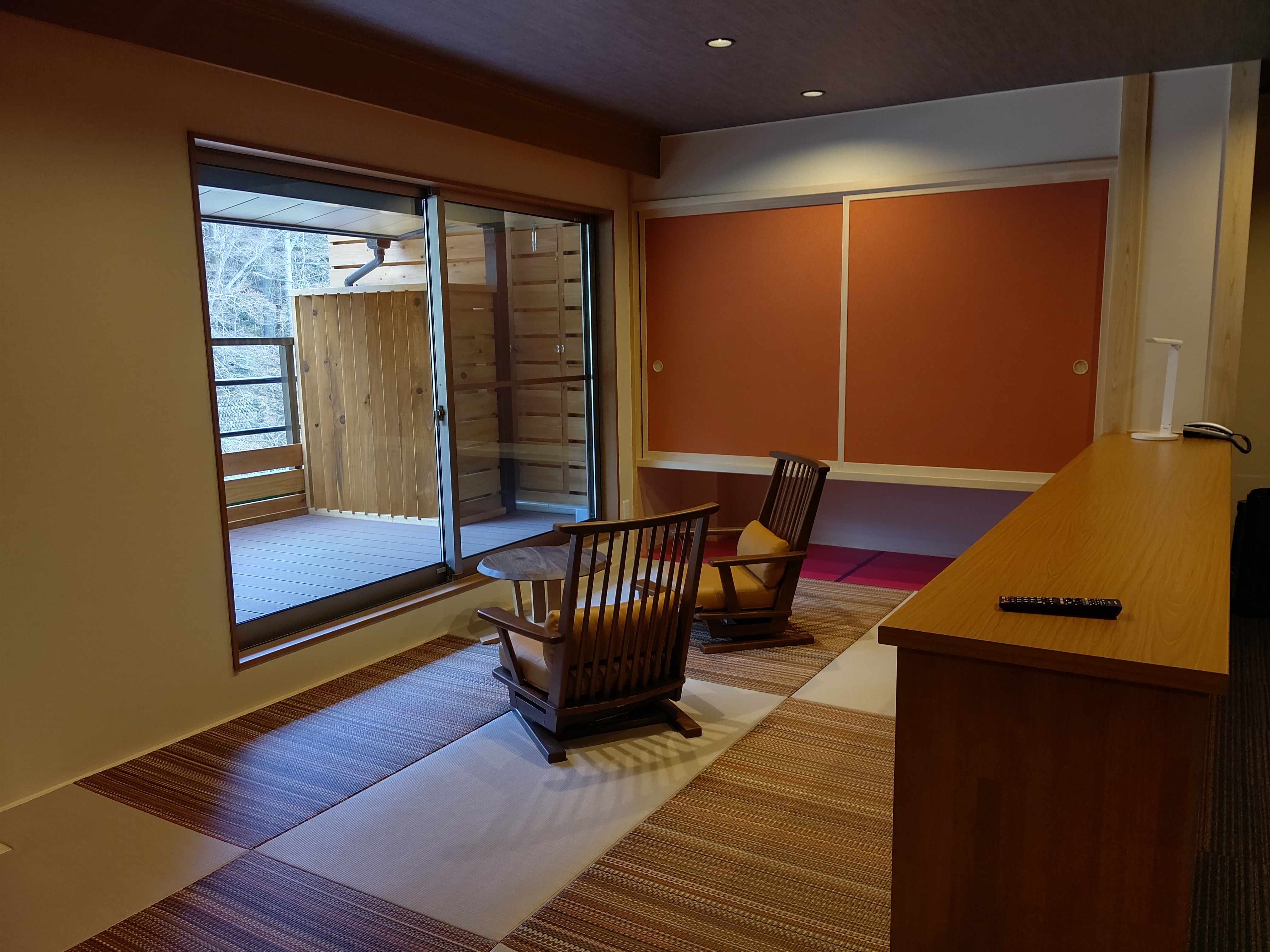 Guest rooms with open-air baths