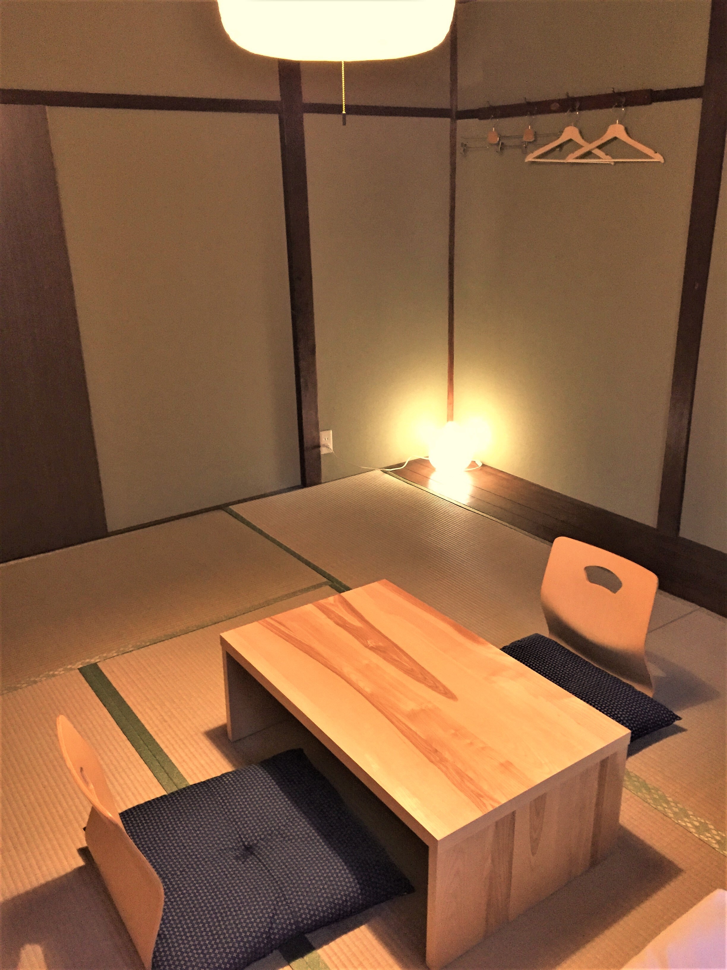 Japanese-style room