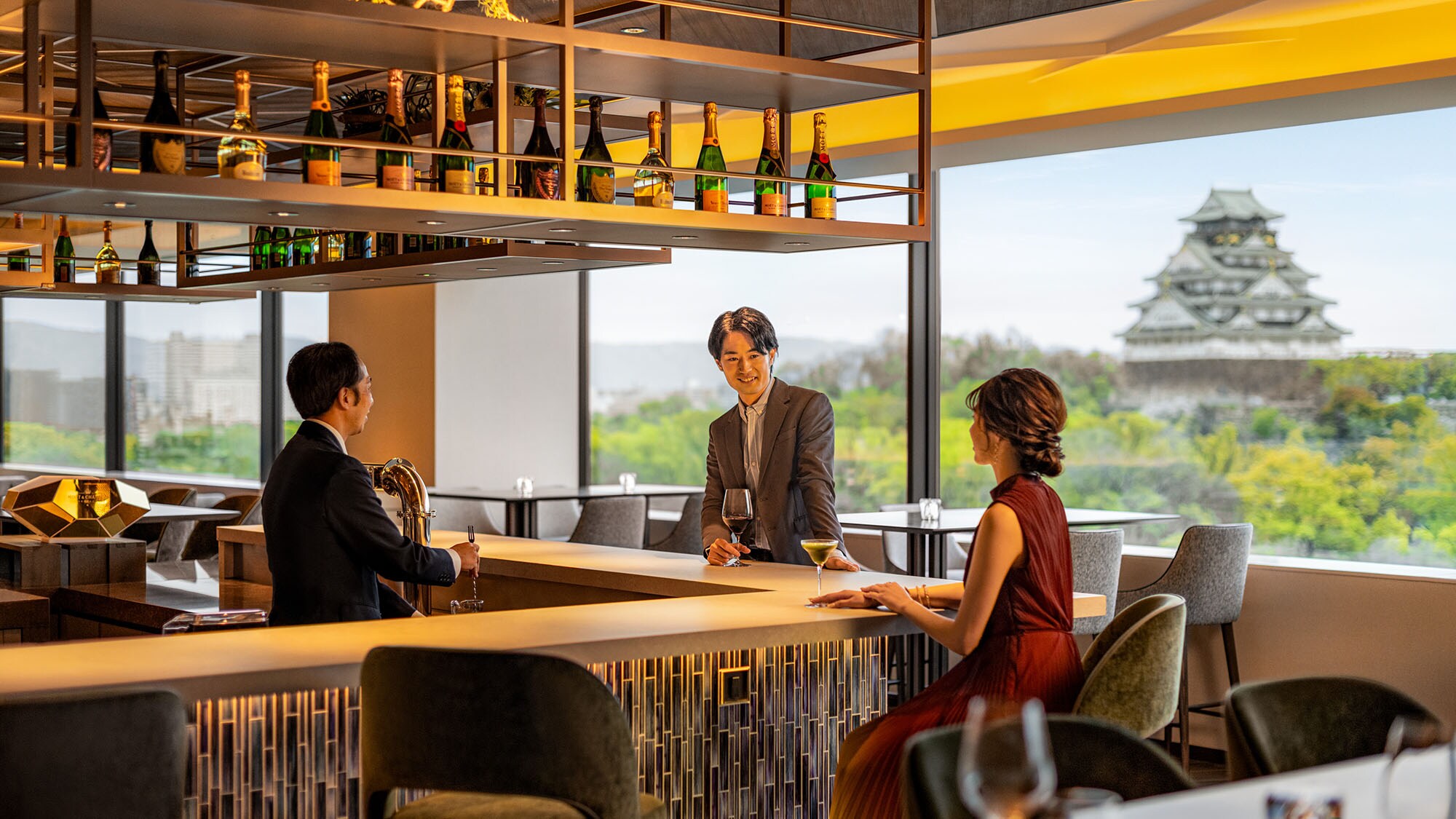 【라운지 & 바 SEN(배)】