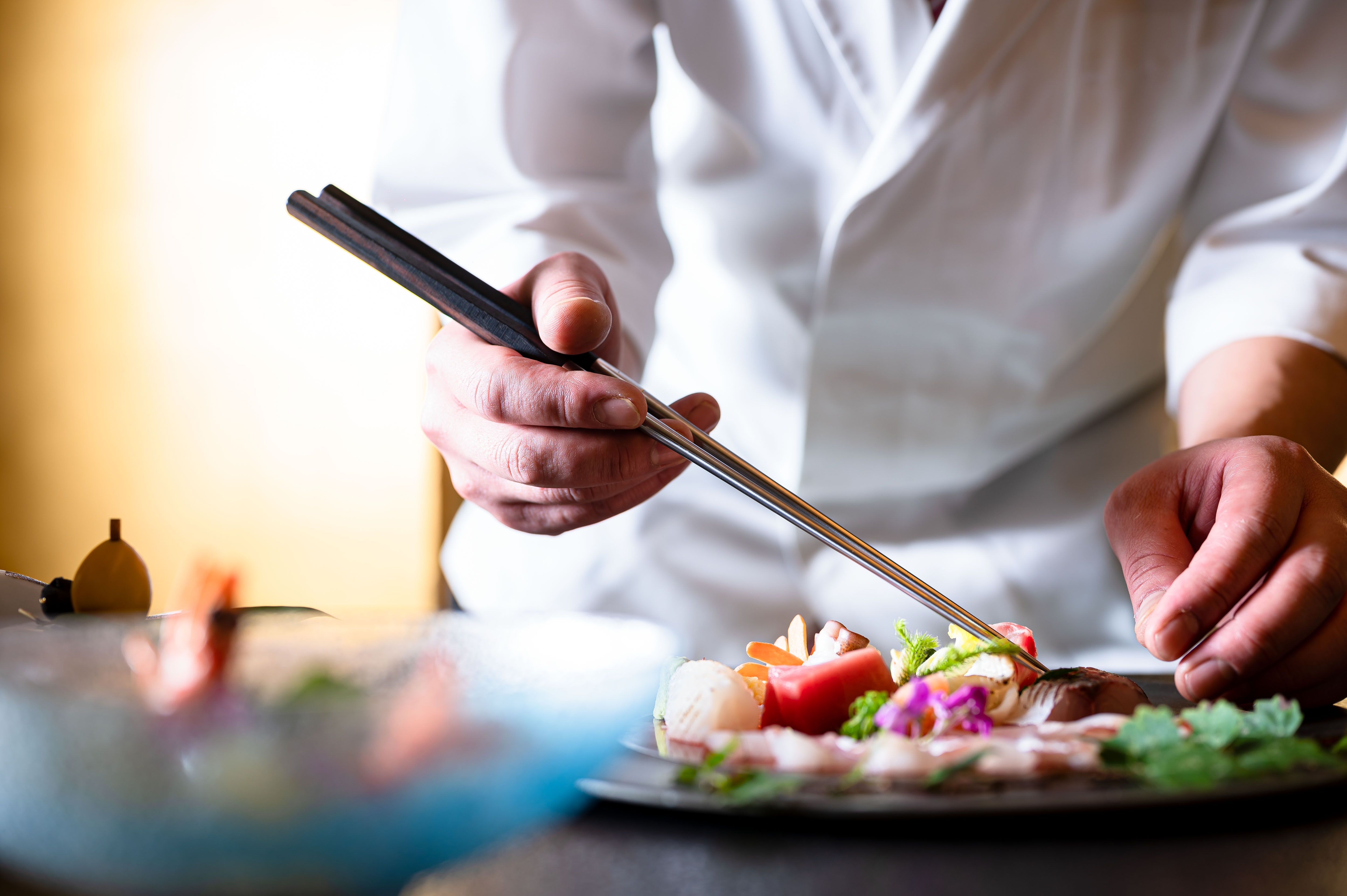Please enjoy the carefully finished dishes.