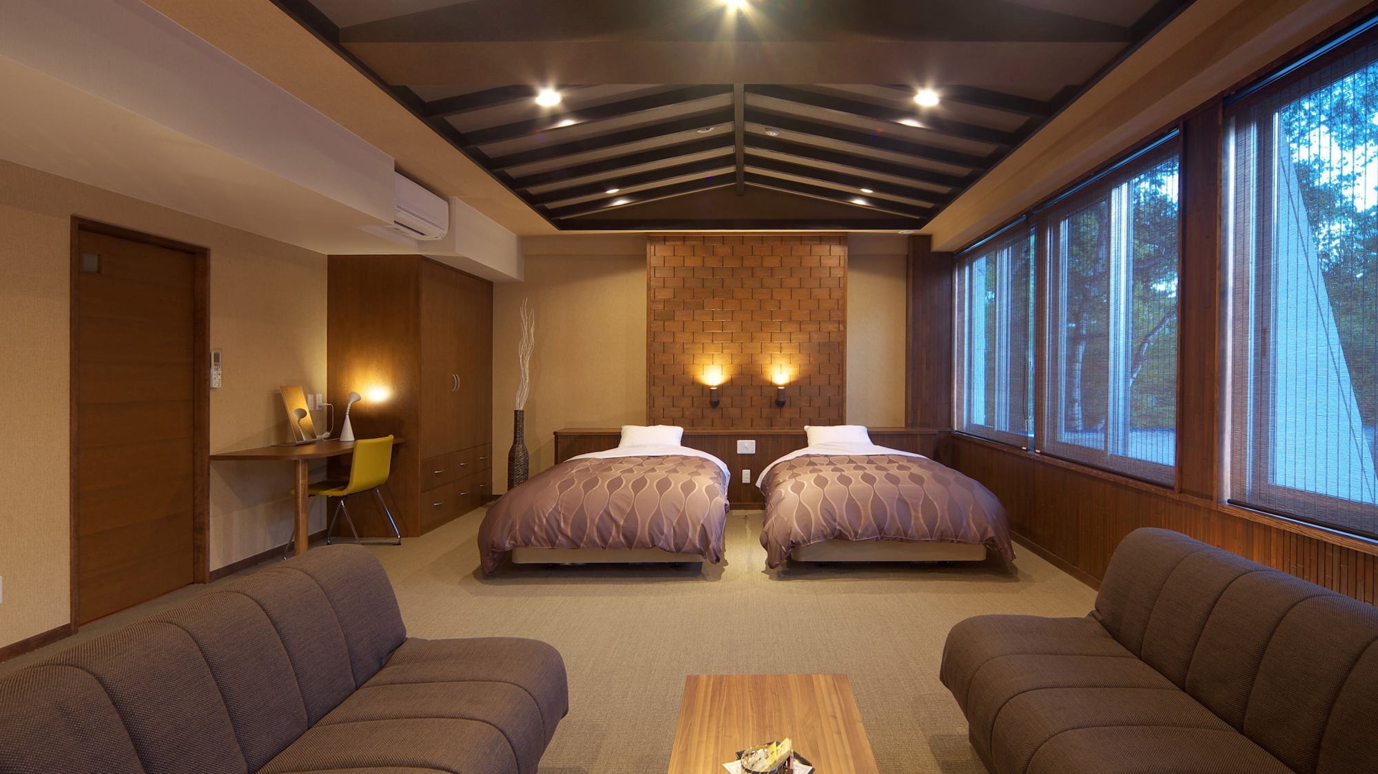 Asian taste luxury room