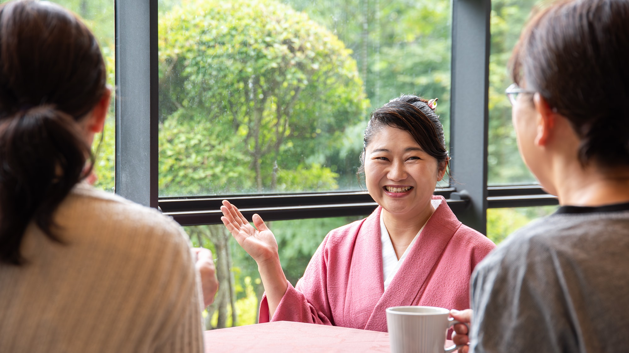 *[Hospitality] Welcome to our inn where you can relax your body and mind in the aroma of the forest and surrounded by Hayataro Onsen and a rich natural environment.