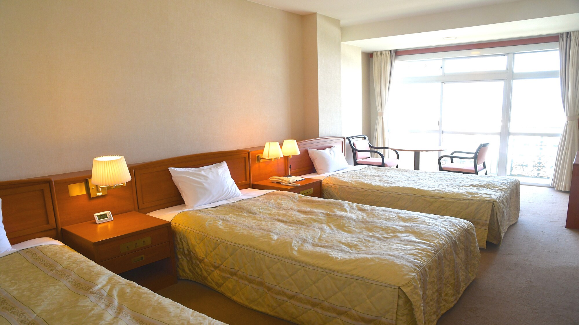 [Non-smoking] Triple room (30 square meters, 3 beds)