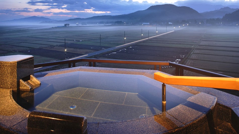 Silky ion bath (open-air bath)
