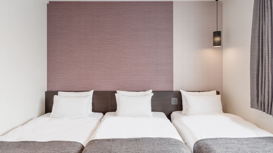 Twin room with extra bed
