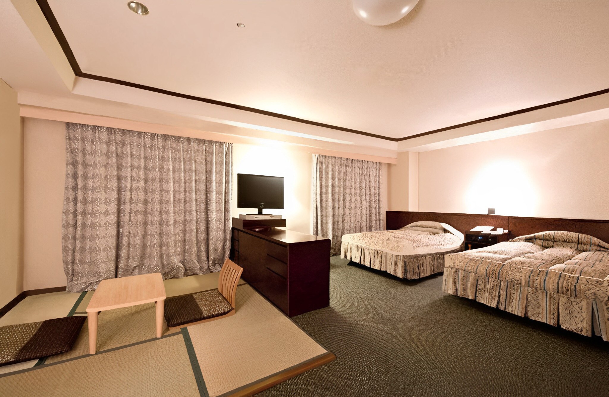 Superior Japanese-style Room