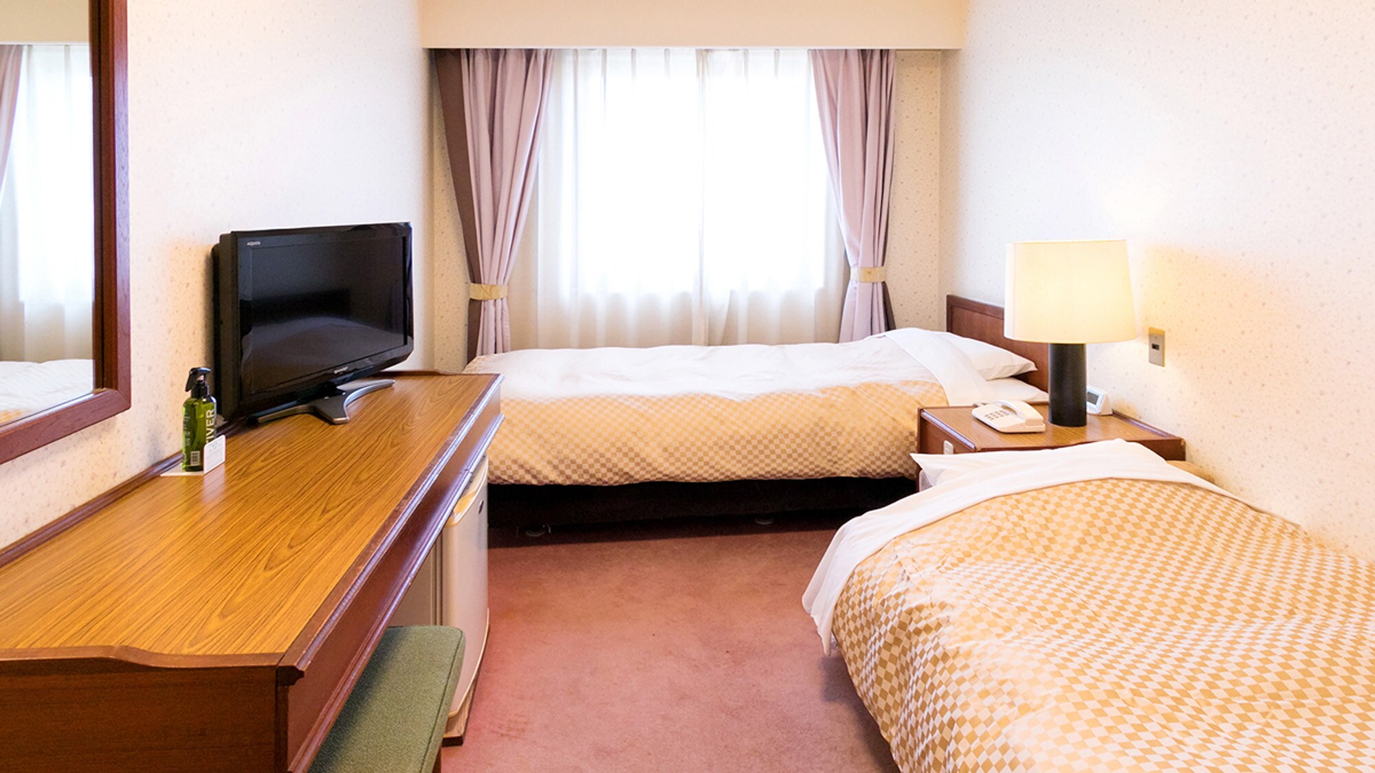 Economy Twin & lt; Single Bed + Extra (Auxiliary) Bed & gt;