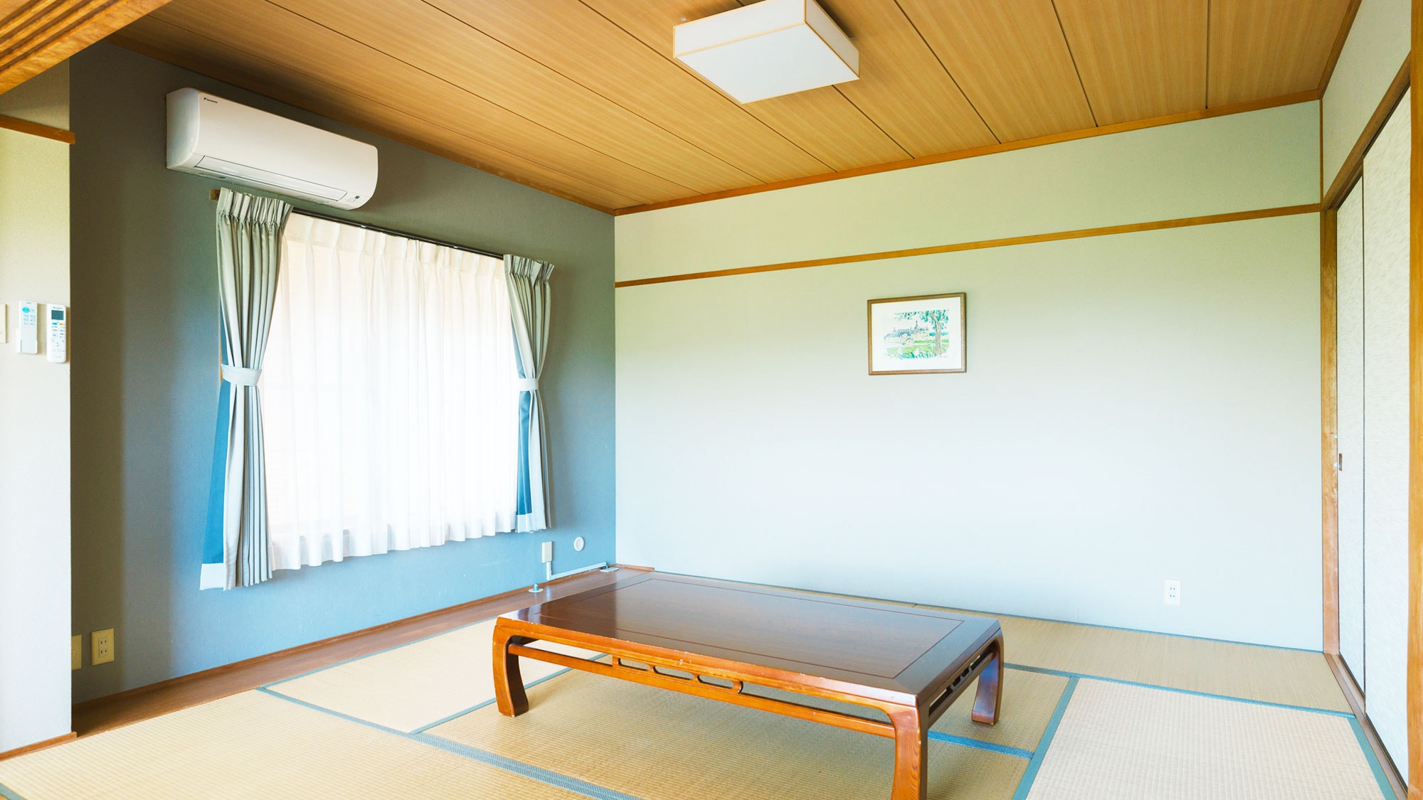 [/ Lodge - Phòng Nhật - Tây] Một căn phòng có phòng theo phong cách Nhật Bản với chiếu tatami thoải mái và phòng theo phong cách phương Tây với phòng khách và phòng ăn.