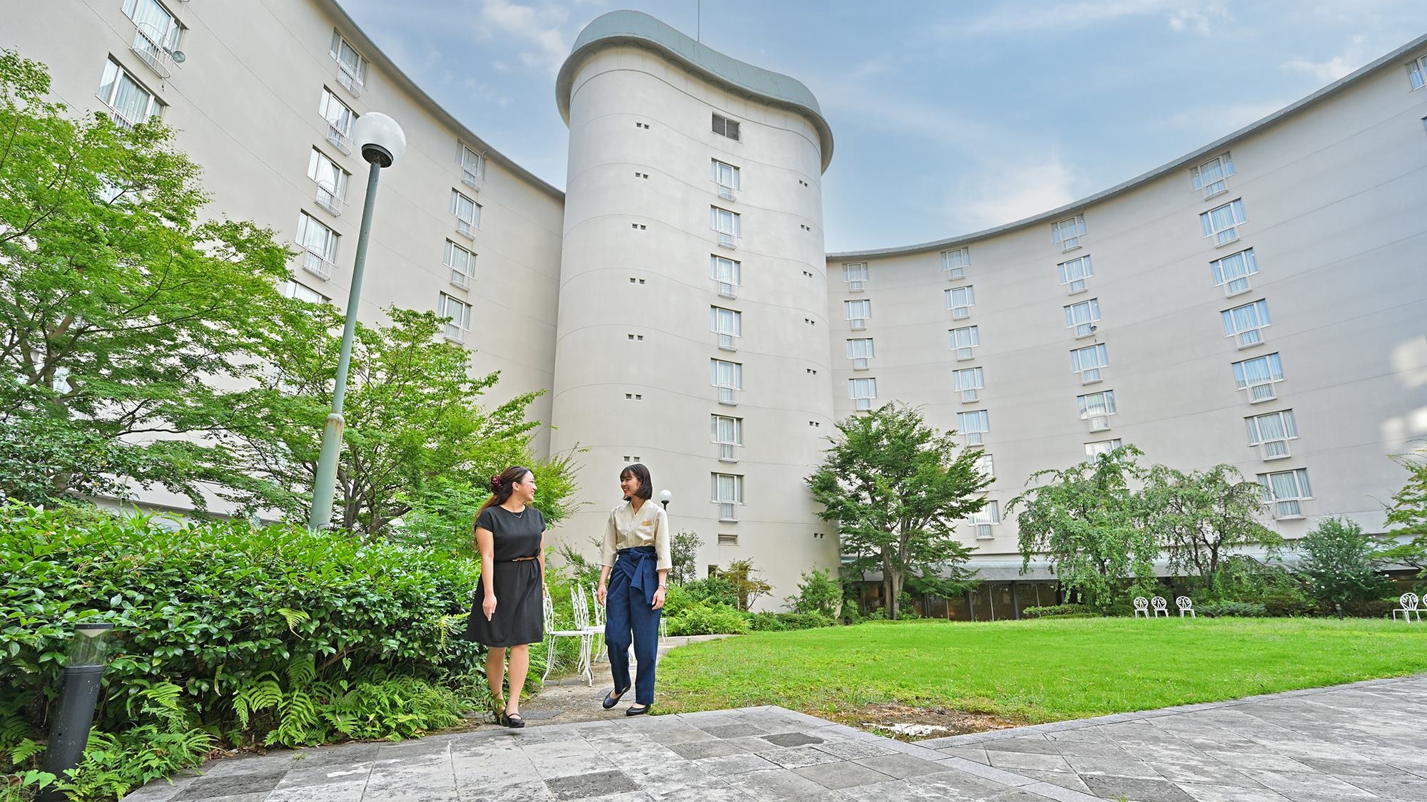 【courtyard】