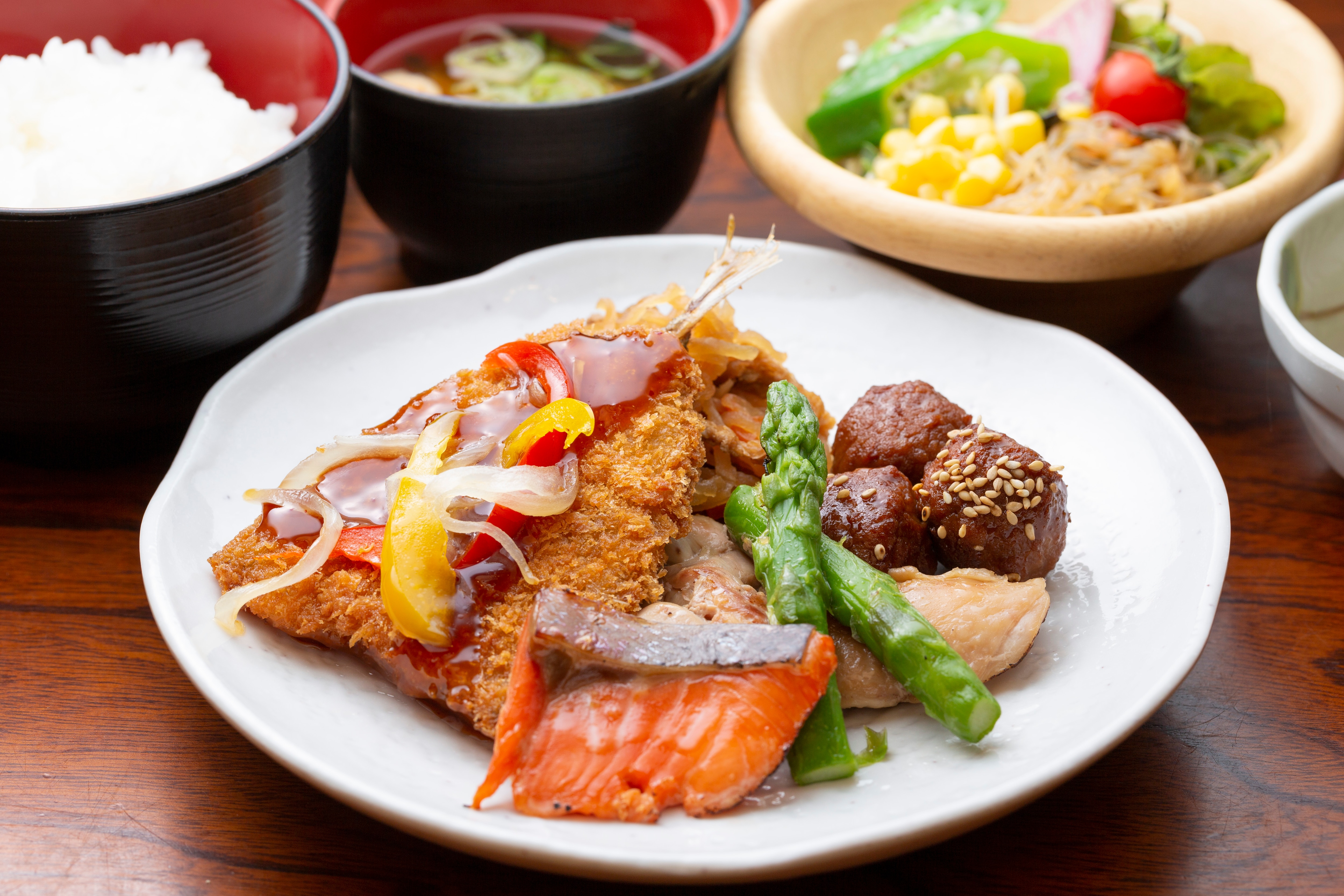 Breakfast: Japanese food example