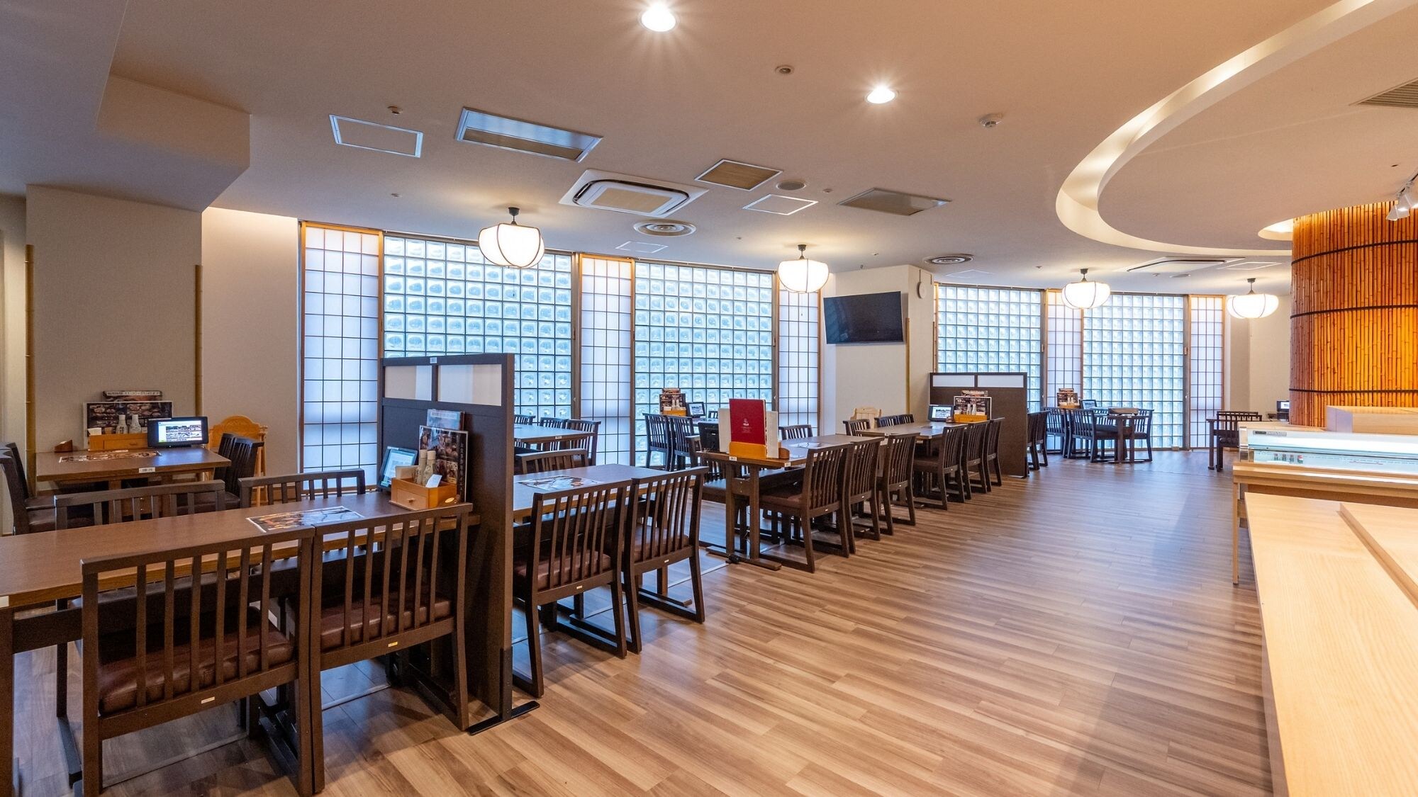 餐厅 202608