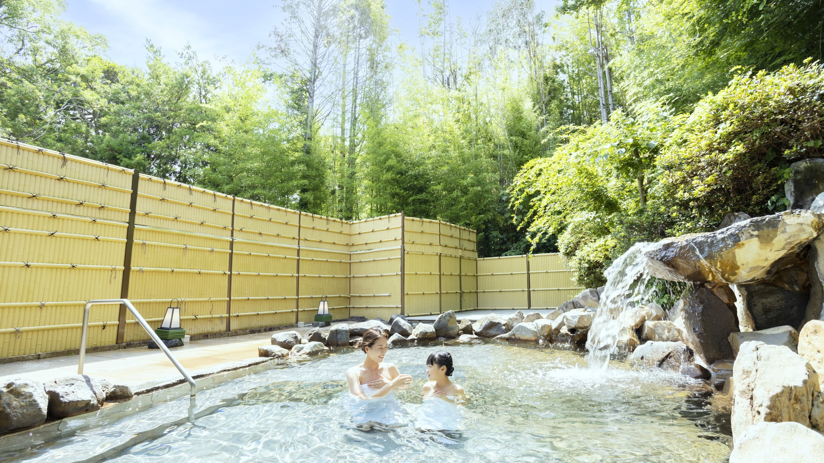 露天浴池（男女交替）