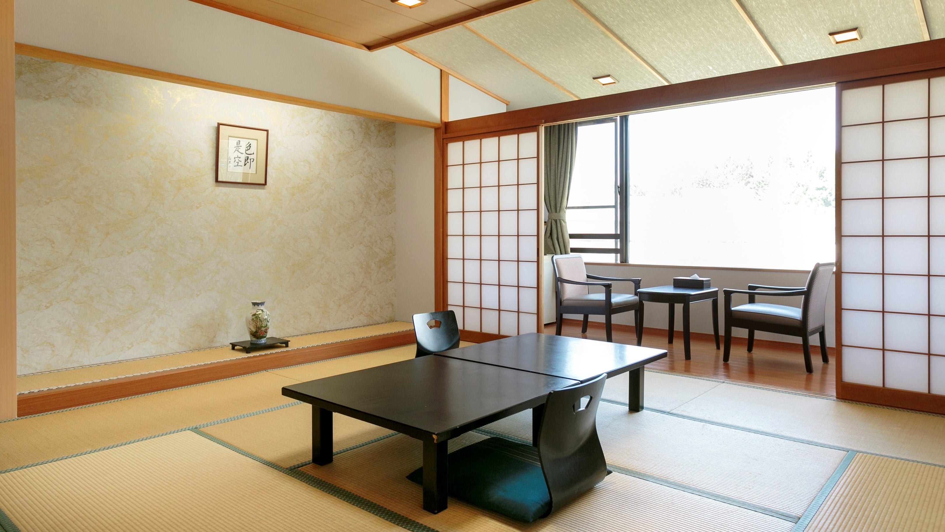 Rindokan [Relaxing Japanese-style room] "With bath and toilet" (non-smoking)