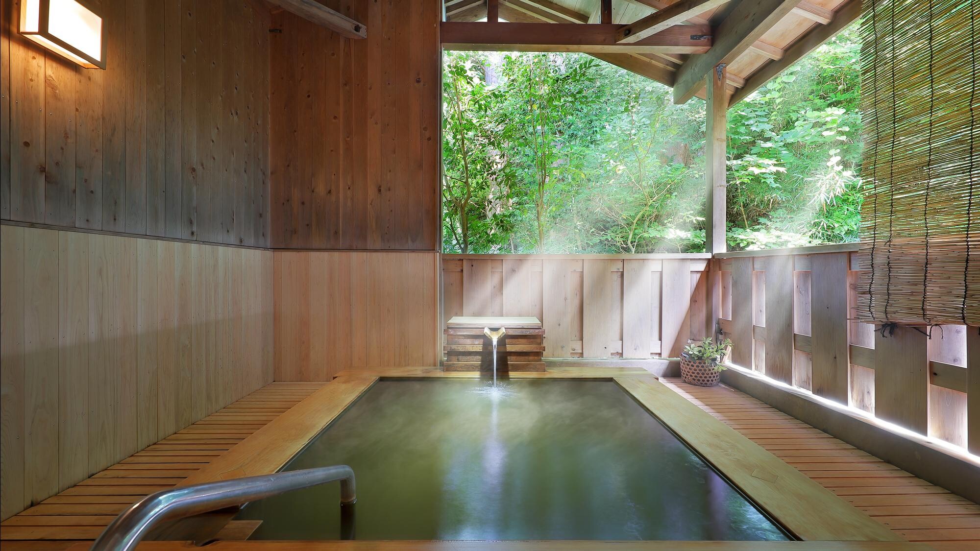 Pemandian air panas pribadi "Hinoki no Mori" / Pemandian air panas terbuka Hinoki (berlaku biaya tambahan)