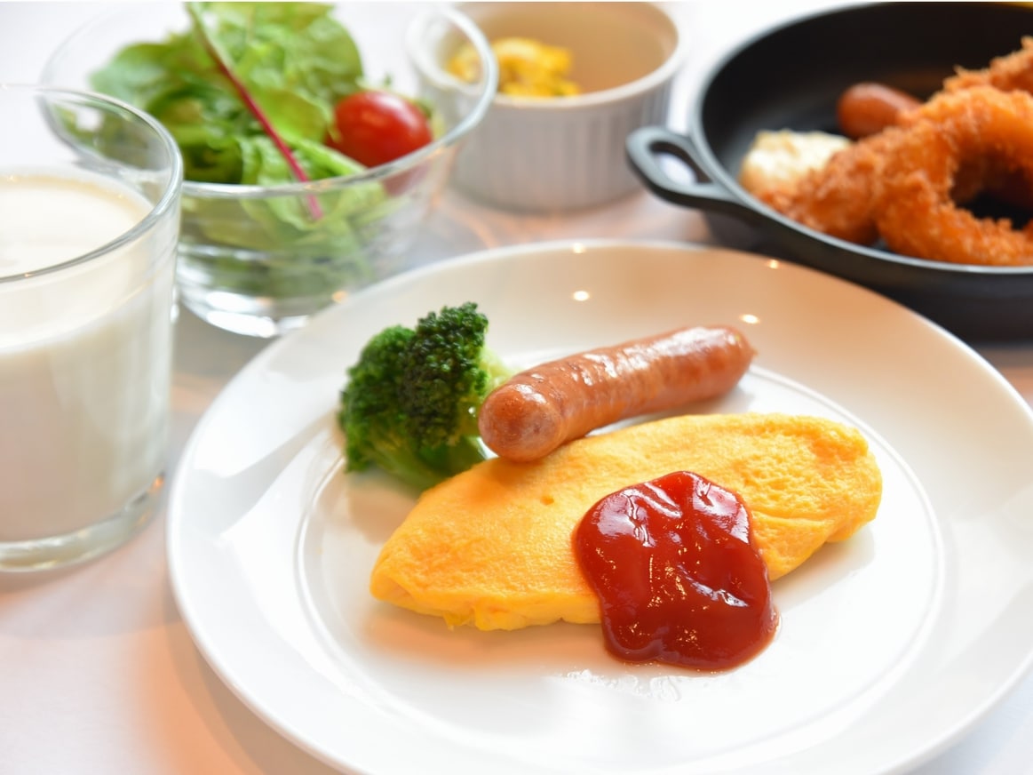 Breakfast buffet image 3