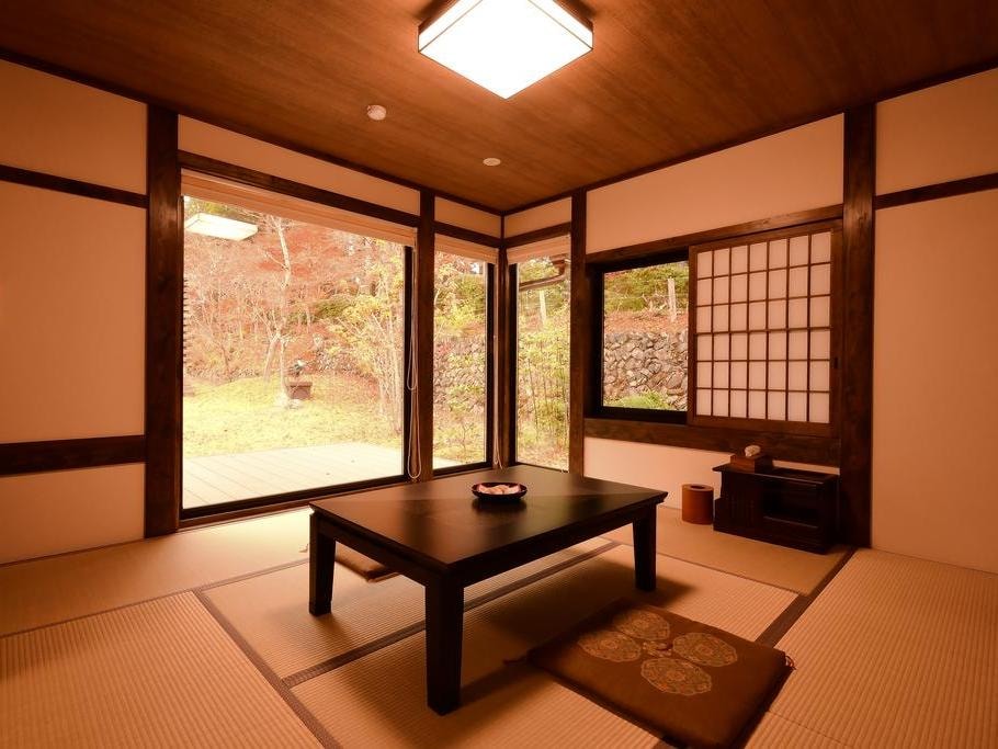 An example of the Maple Room