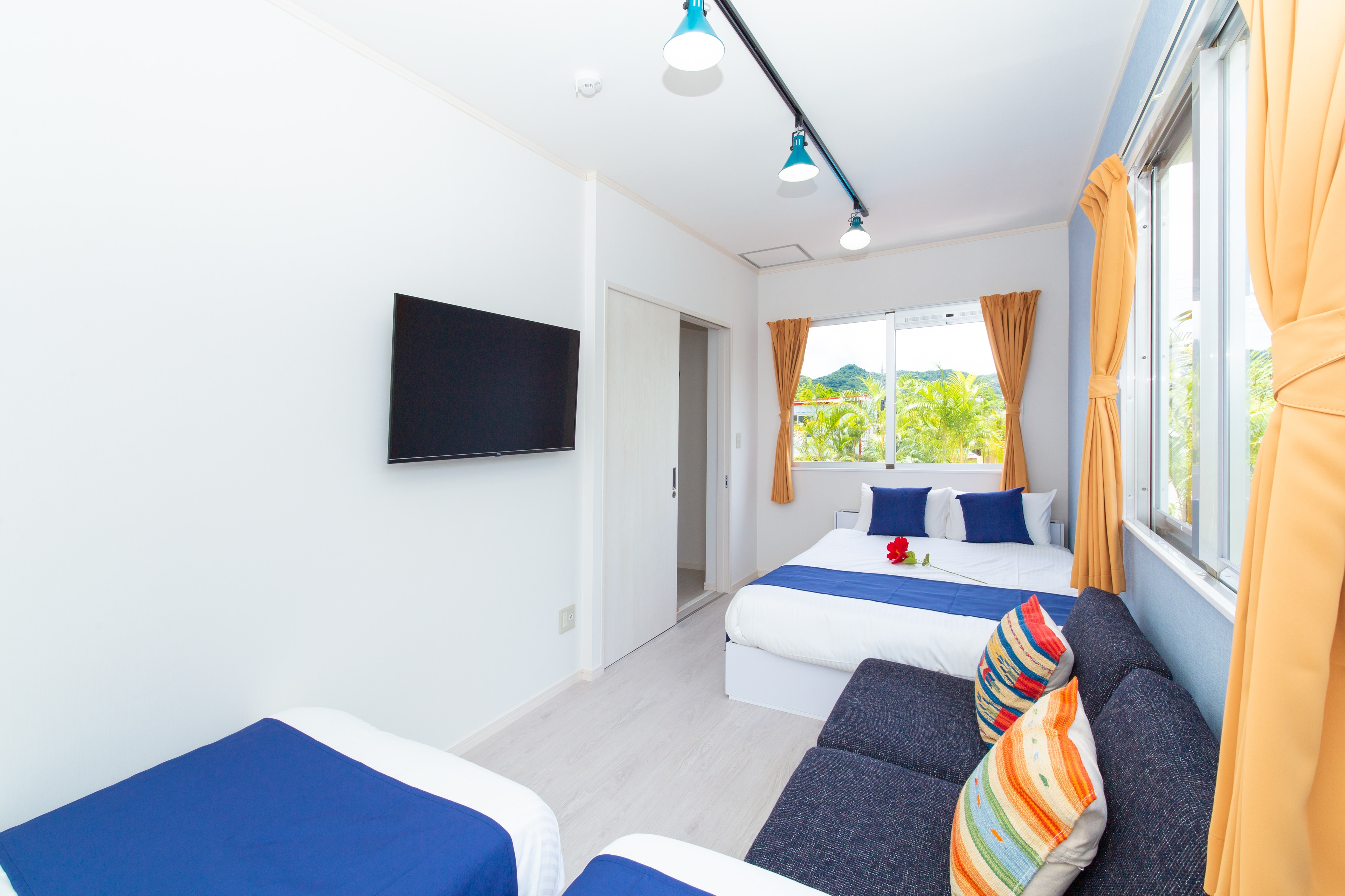 Bedroom ①-2