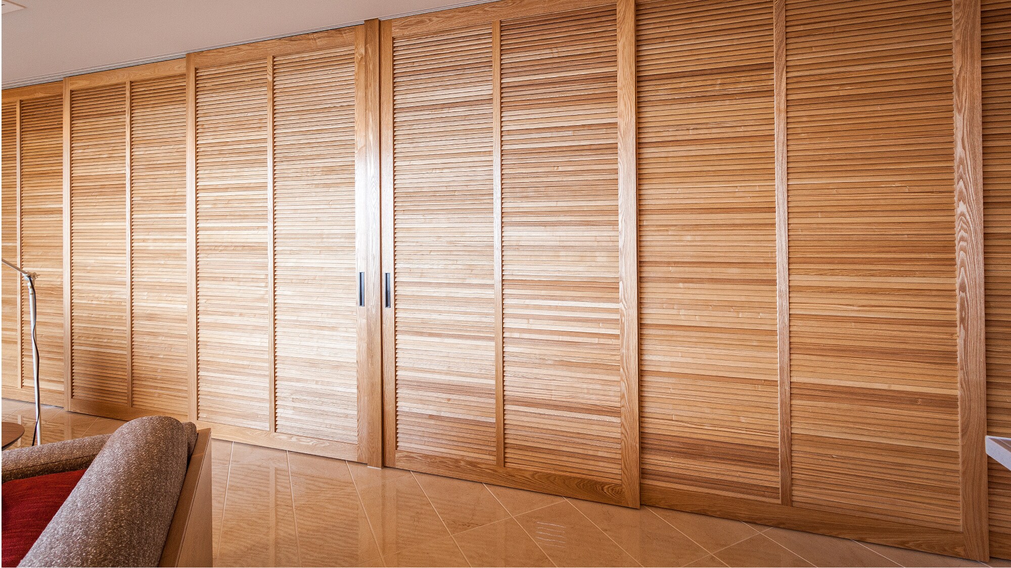 4 bedrooms 2 bedrooms